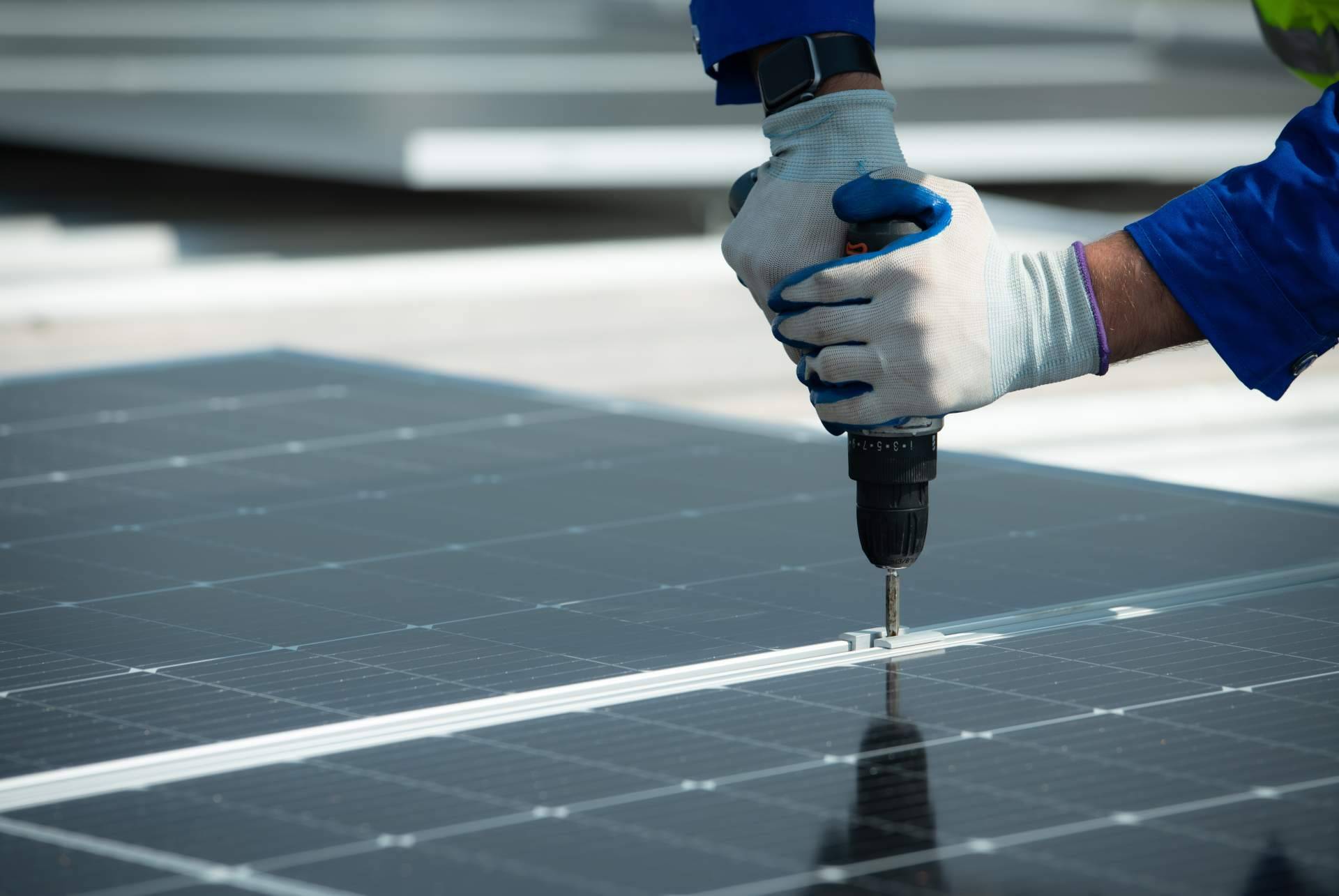Senda explica qué son y qué ventajas proporcionan las comunidades solares