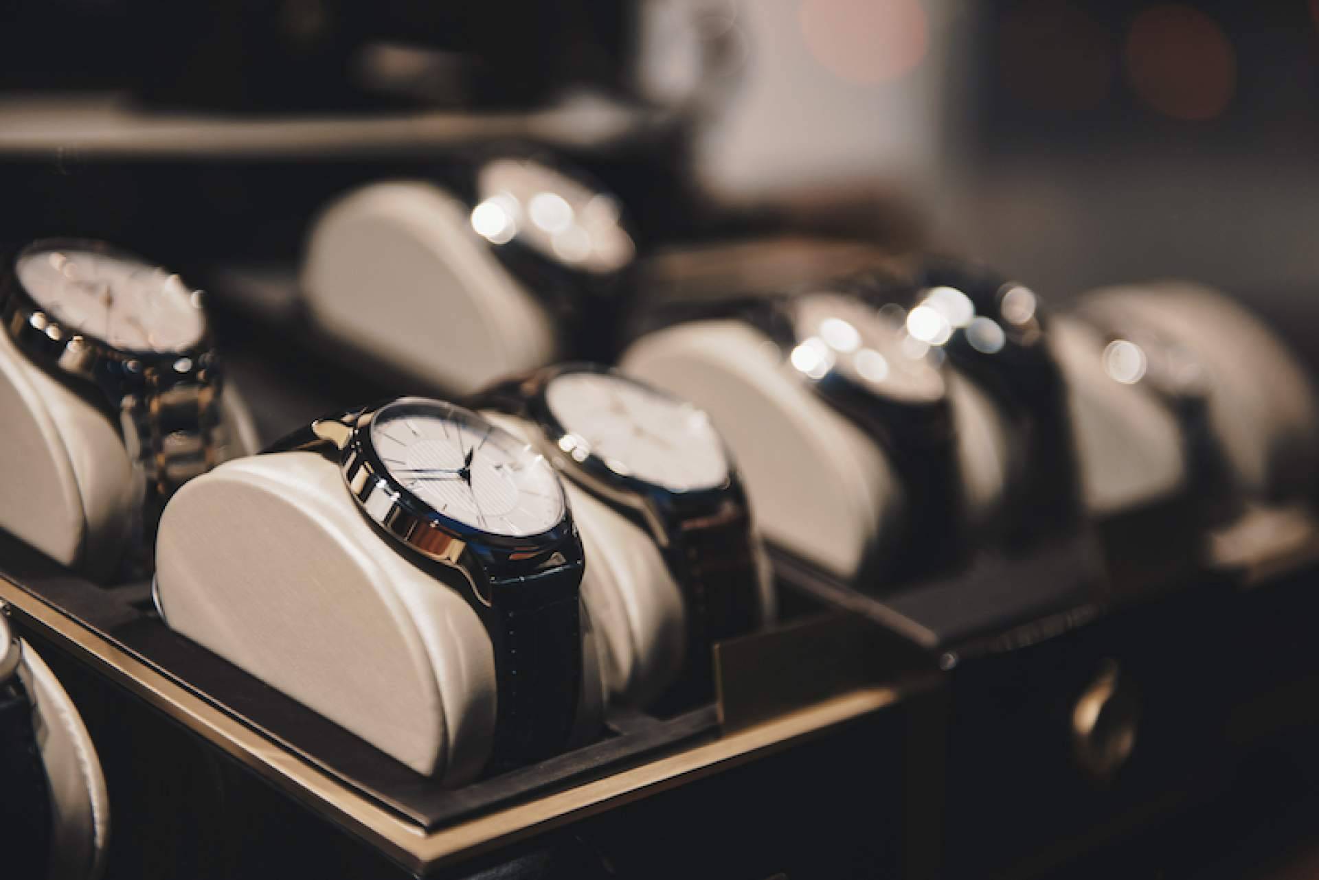 Vender relojes de alta gama Barcelona, con Bonhill