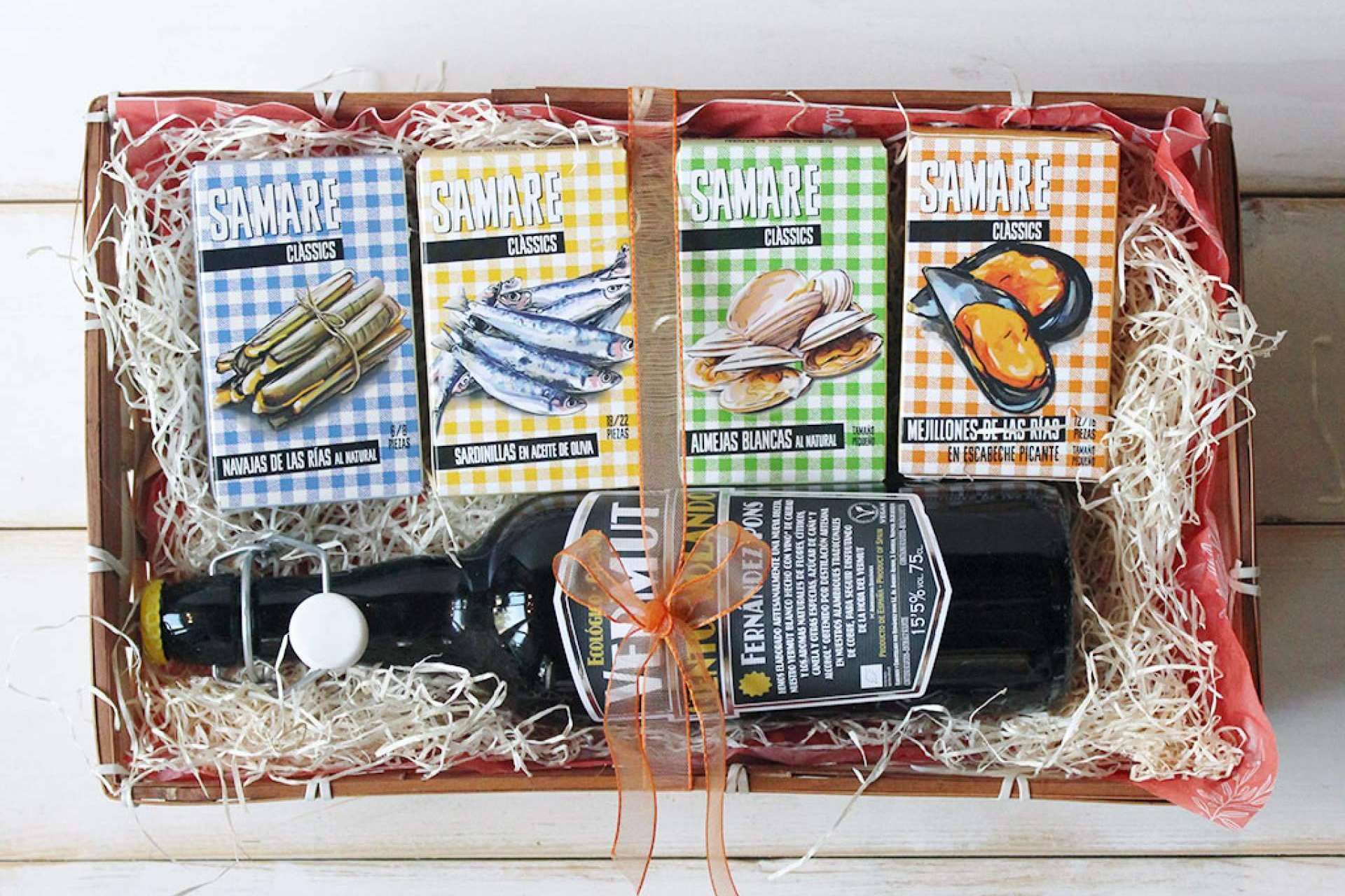 Original CV lanza sus cajas de regalo de Navidad para empresas hechas con productos valencianos