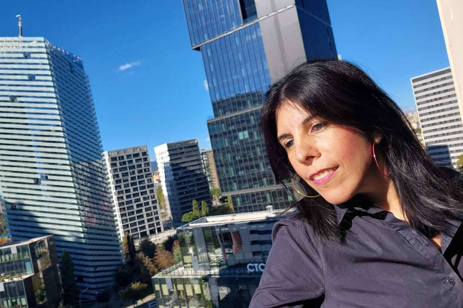 La historia de Roxana Falasco, de diseñadora web a emprendedora y youtuber de éxito
