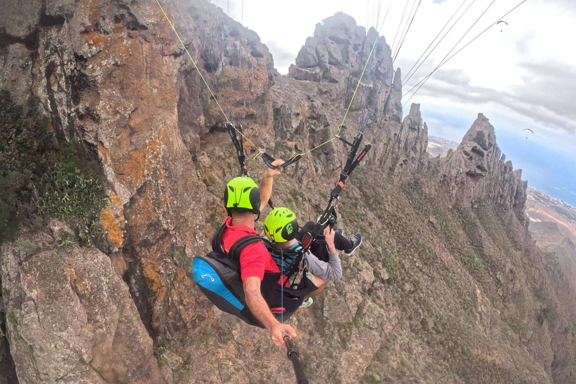 Disfrutar de la experiencia de vuelo en parapente gracias a Tenerfly