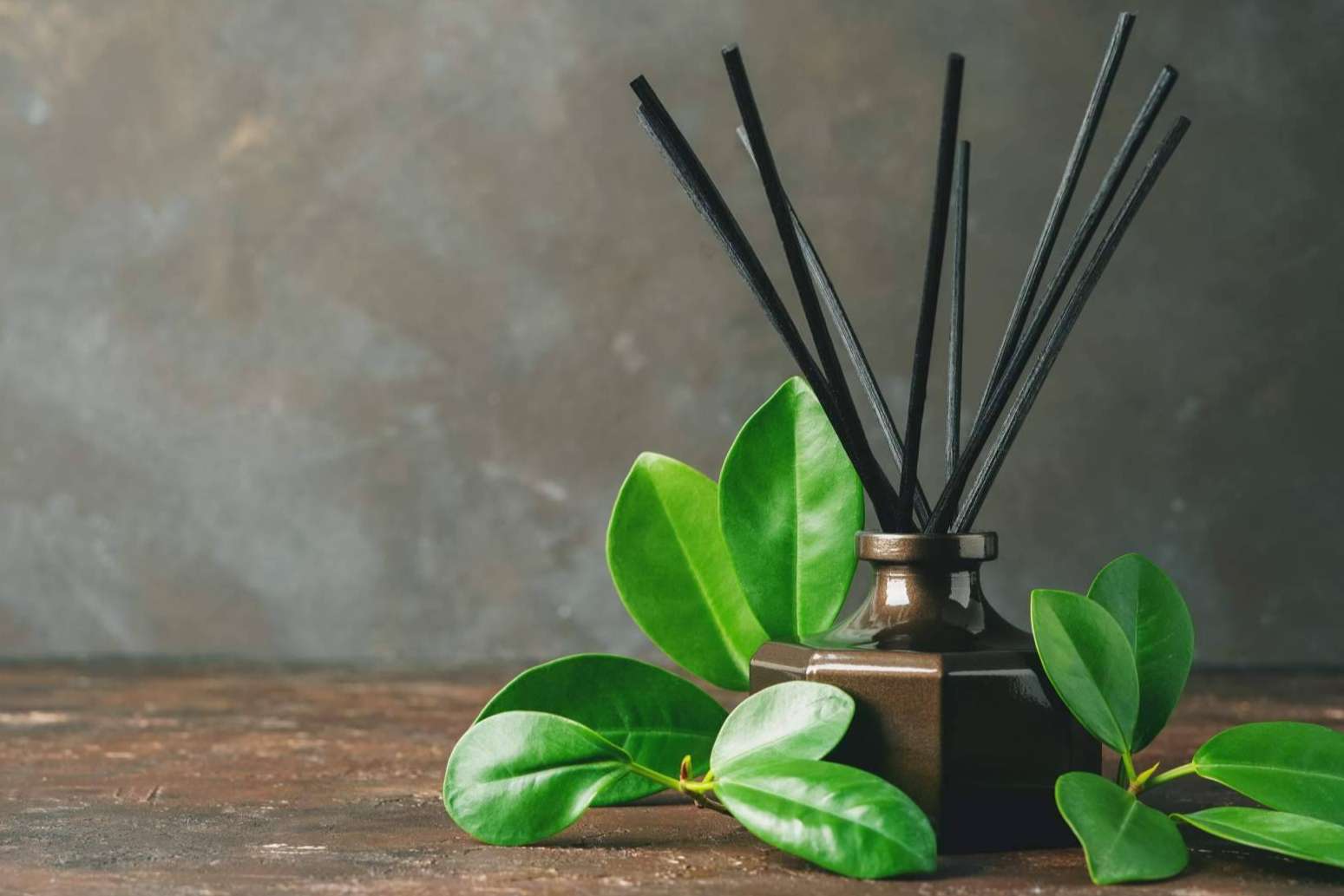 ¿Cuáles son los beneficios de las fragancias y productos de ambientación natural de Hanan Pacha?