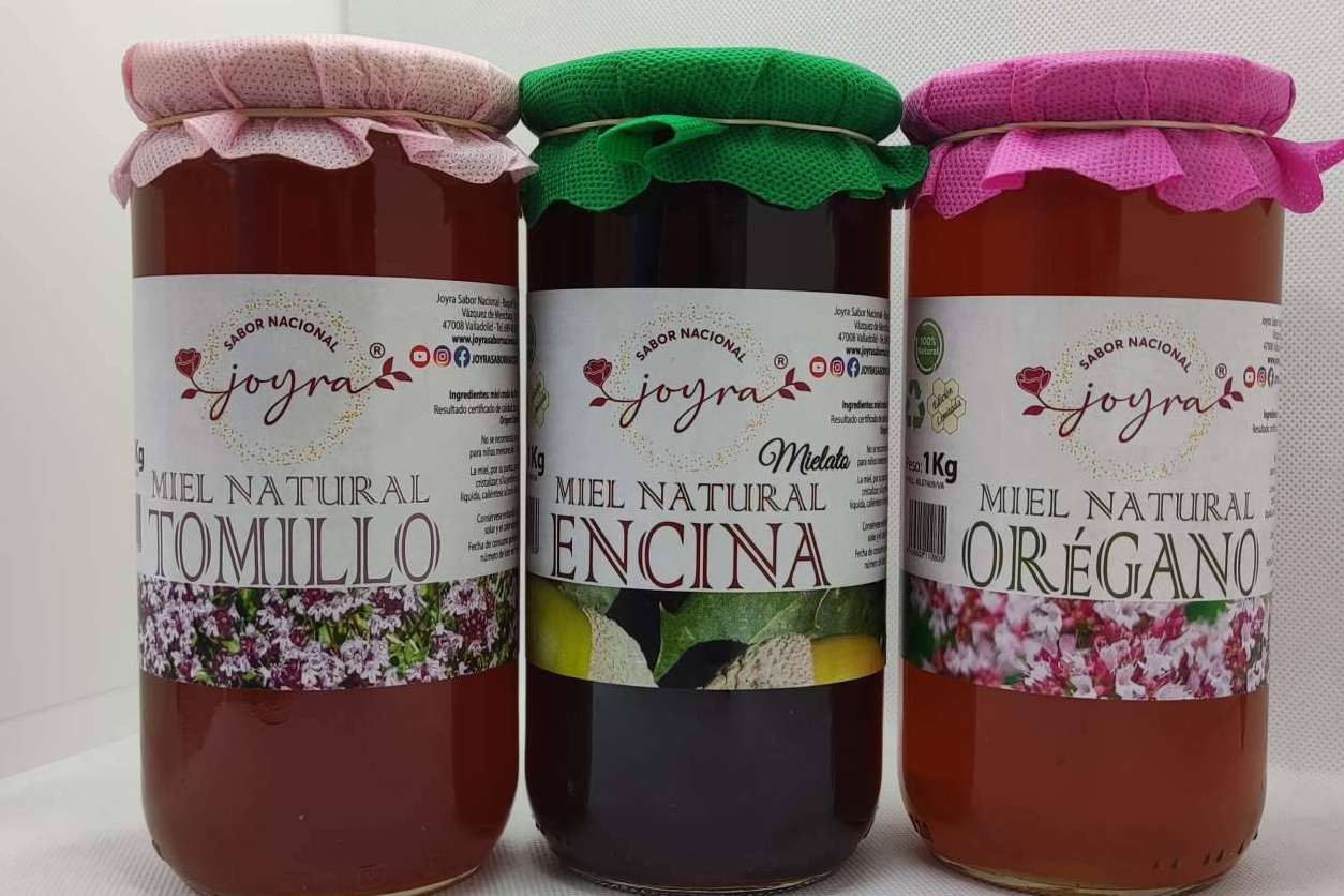 ¿Dónde encontrar más de 20 variedades de miel procedente de unos 30 apicultores de toda España? Joyra Sabor Nacional