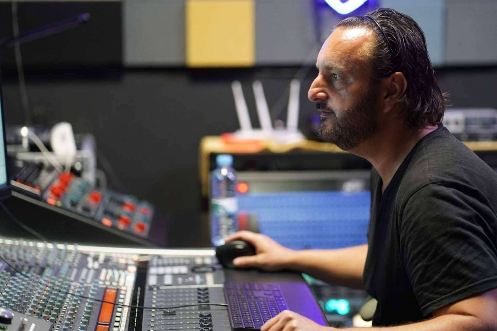 Una oportunidad única de trabajar con Nick Brine para las bandas de pop, rock e indie en España