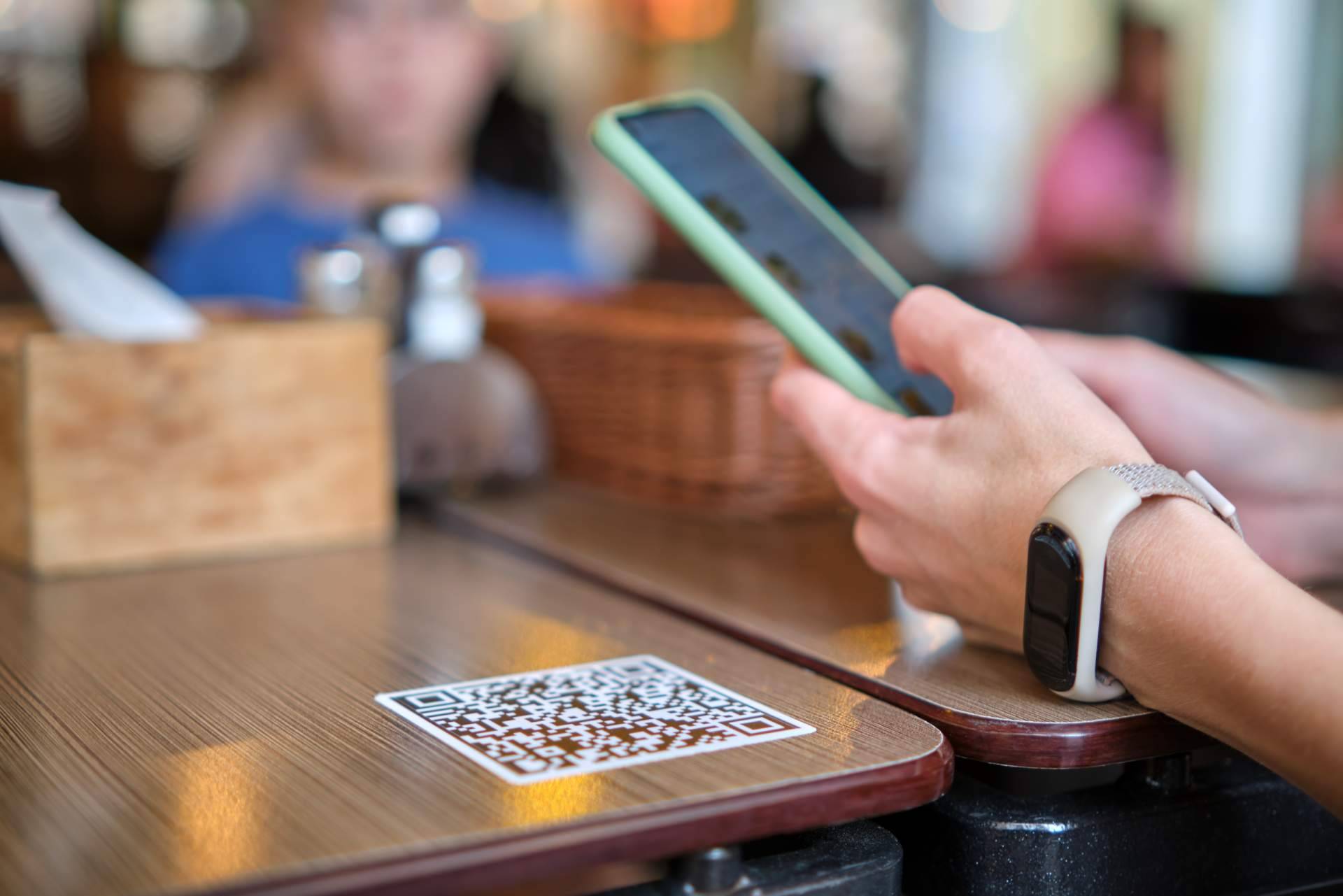 La alternativa de MenuMaker para los negocios gastronómicos que llegó para quedarse, los menús digitales con código QR