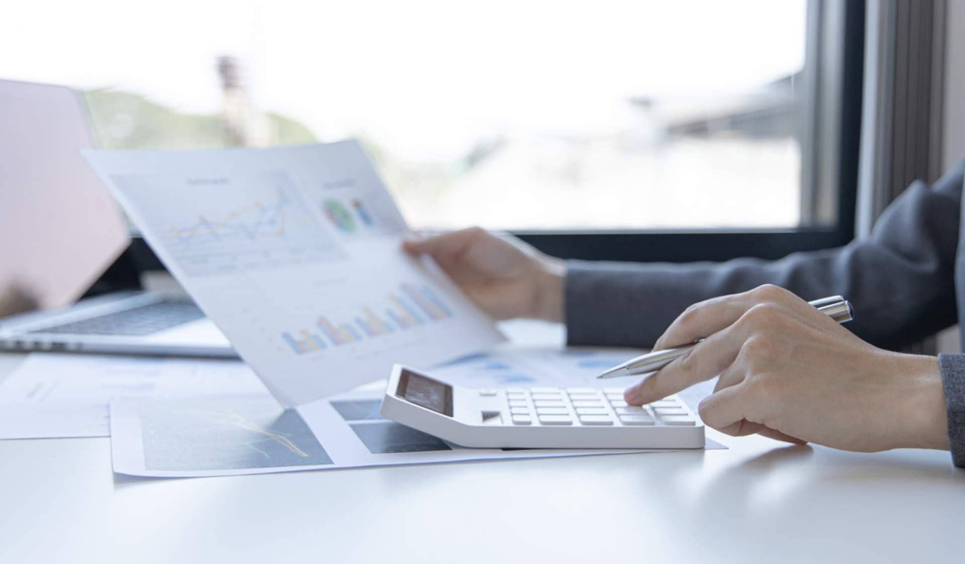 El ahorro que supone para los negocios contar con un software como Hybo