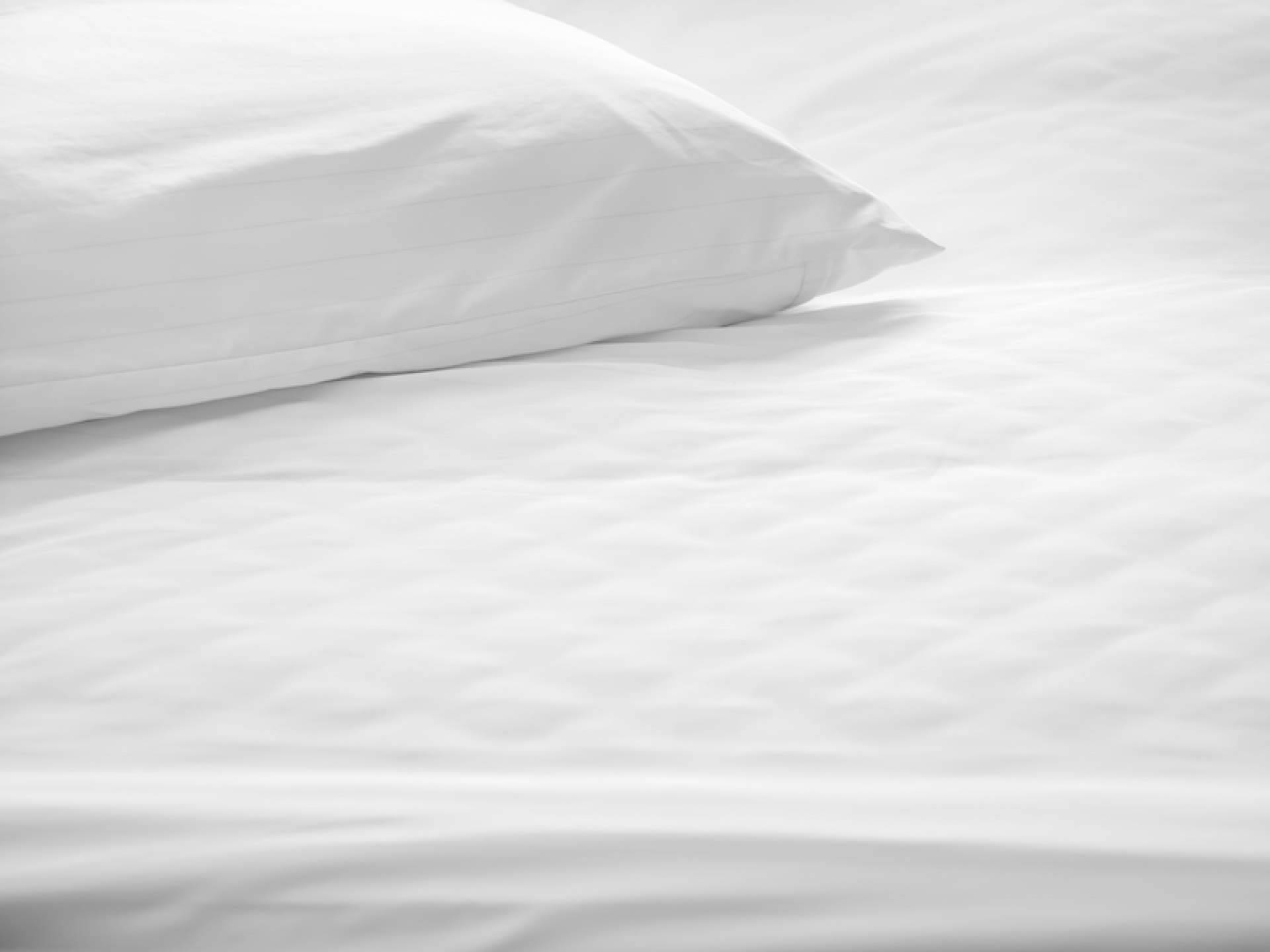 Conocer las ventajas de usar un protector antiácaros de Descansín