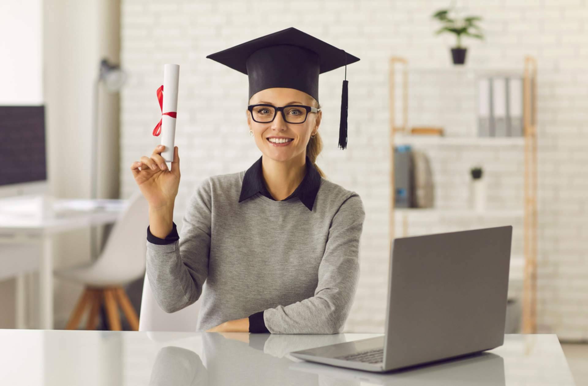 Naxer brinda formación de postgrado en modalidad online especializado en salud