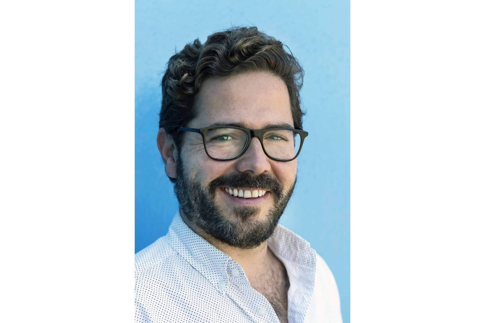 ¿De qué manera la literatura ayuda a vivir y a comprender a los demás?