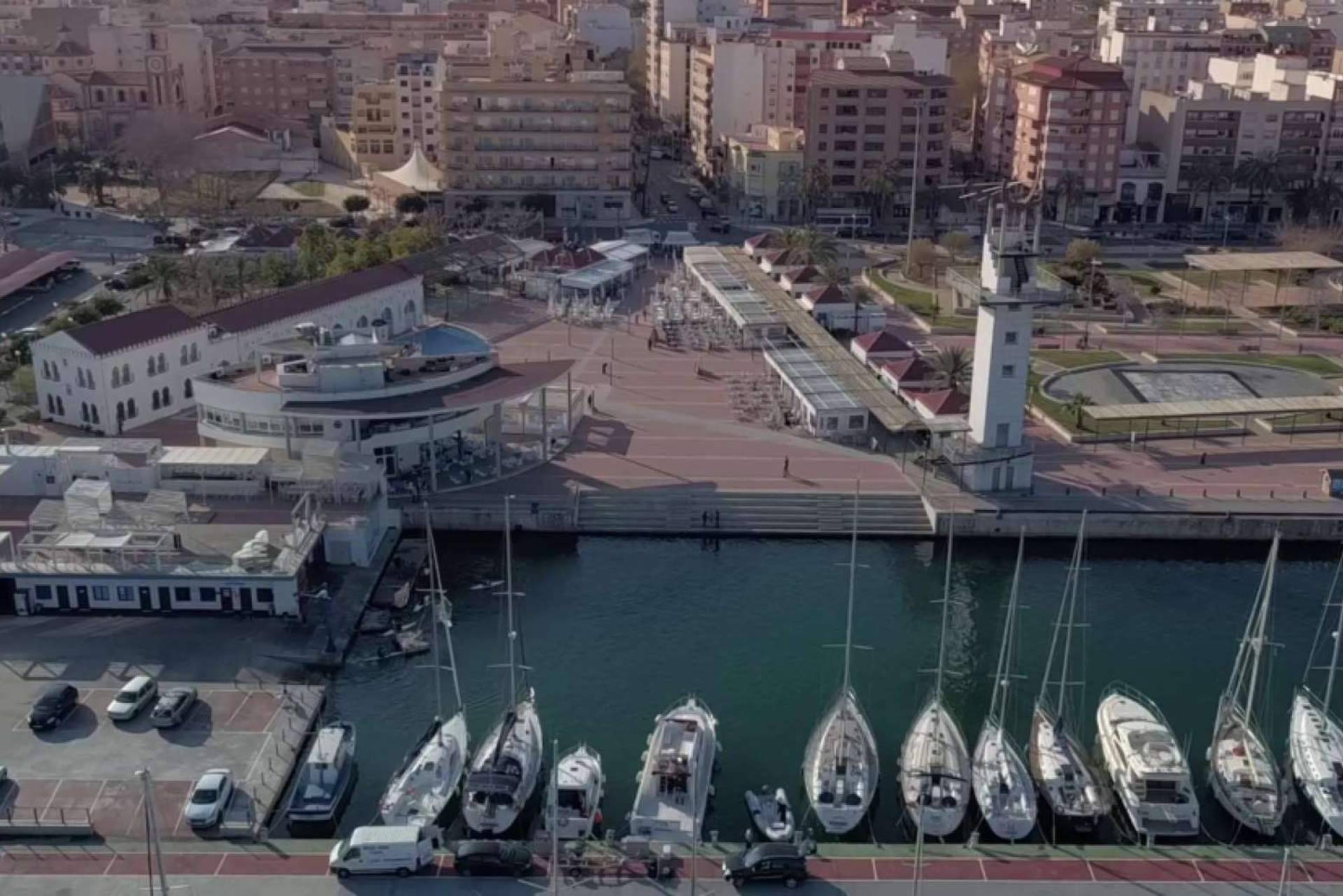 Conocer los establecimientos de hostelería de La Plaza del Mar