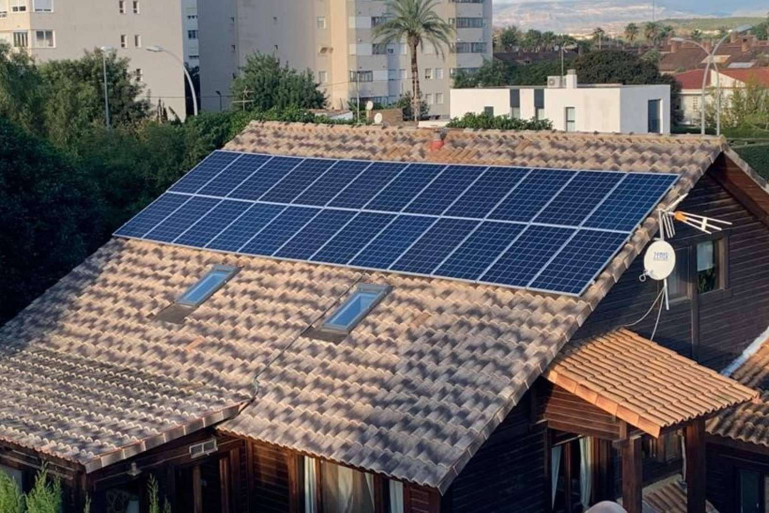 La importancia del autoconsumo fotovoltaico residencial, por Ingeniería Aplicada