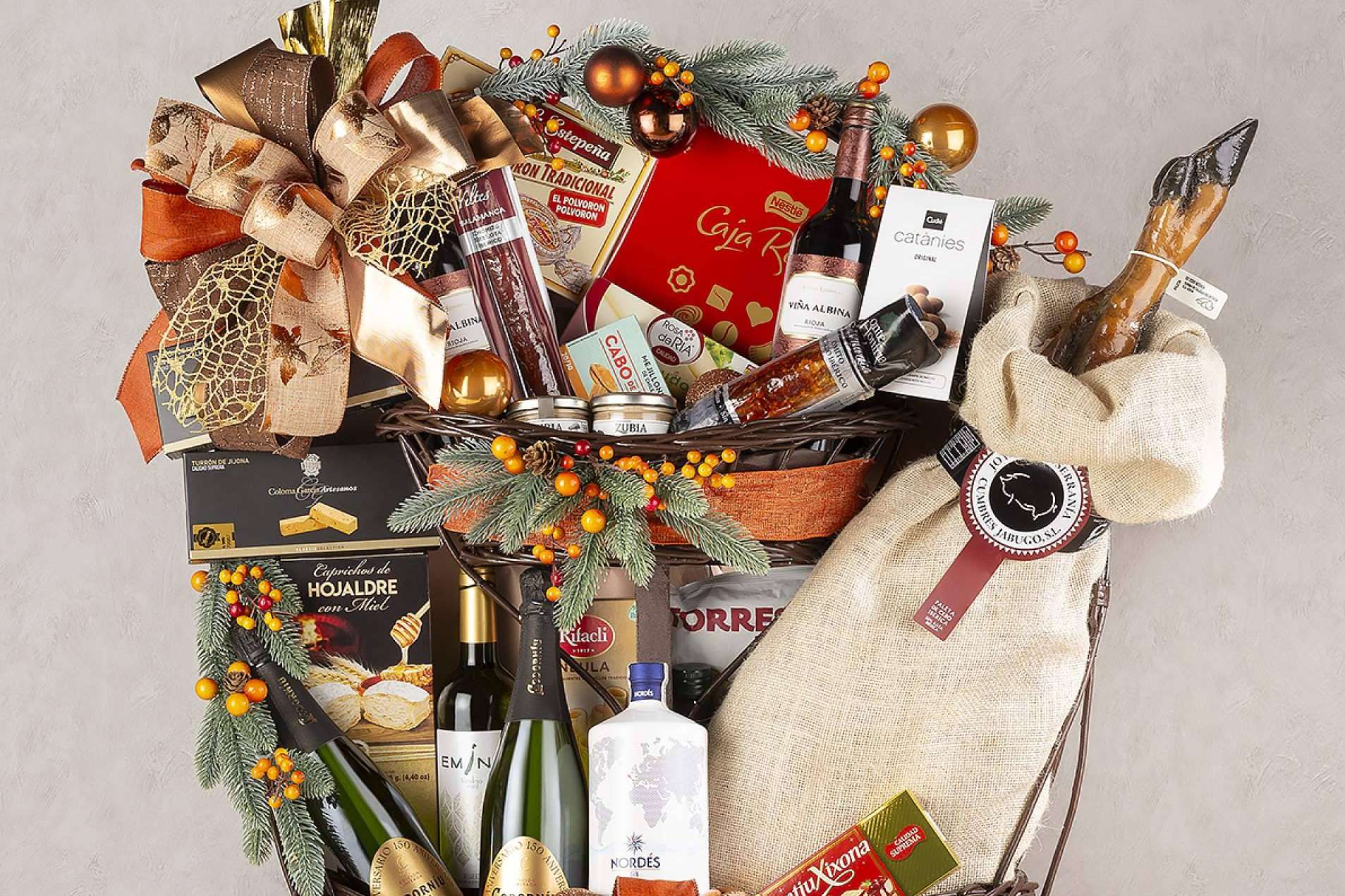 50 años formando la tradición de los lotes de Navidad en las empresas españolas, por Eurolotes