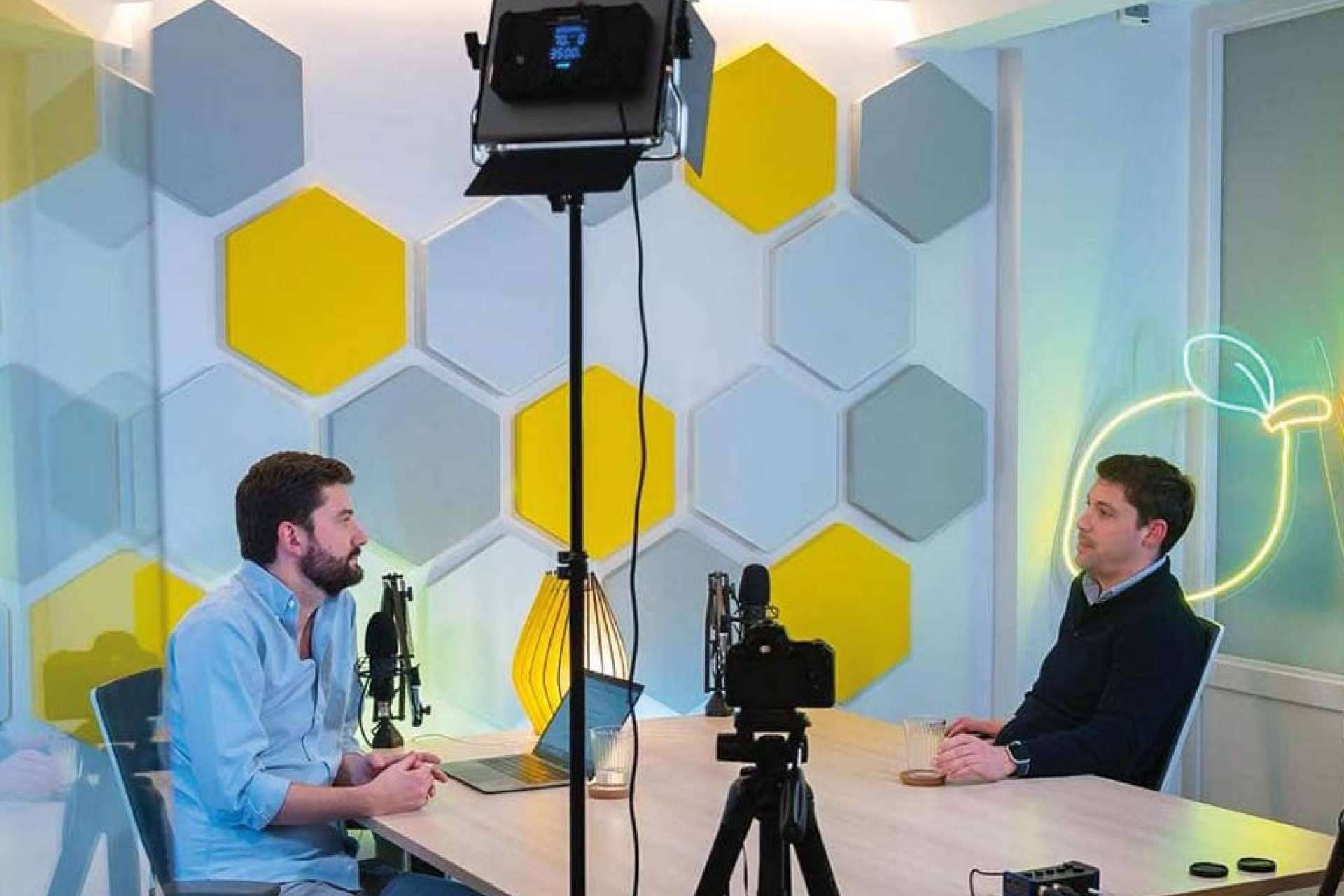 Un buen acondicionamiento acústico permite crear contenido de máxima calidad