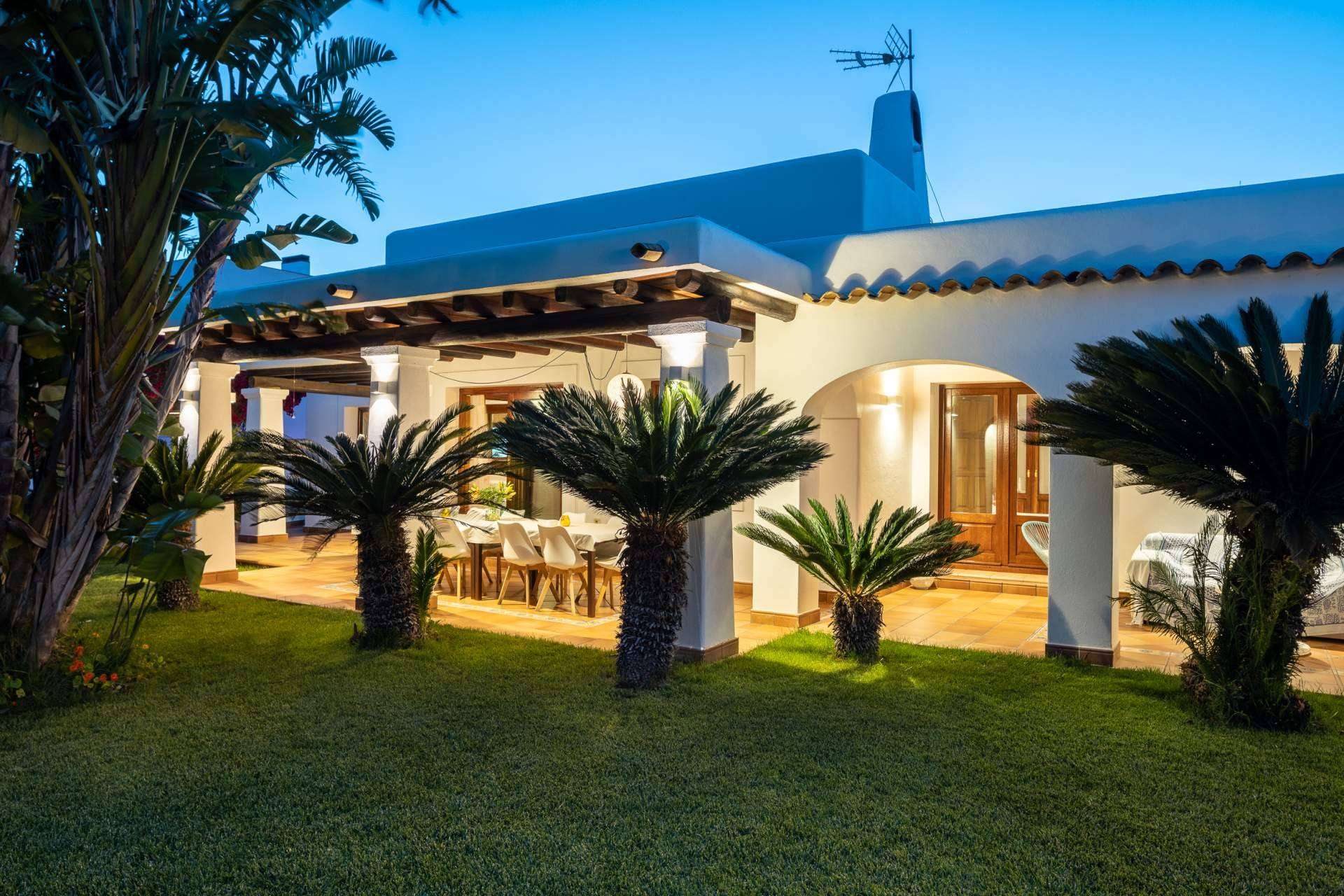 Alquilar casa en Ibiza, de la mano de Can Corda