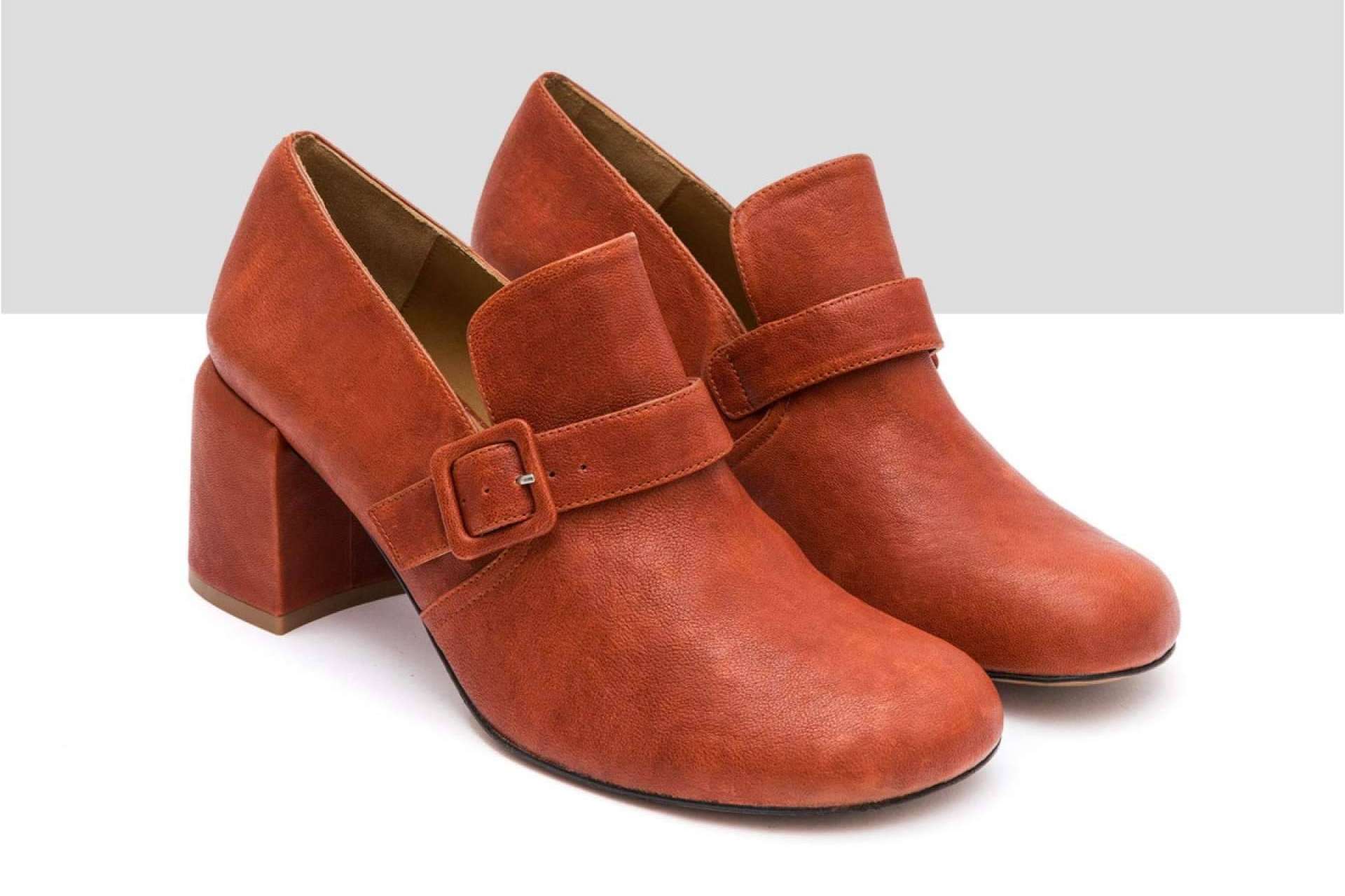Comodidad y diseño con los zapatos de tacón con diseño estilo mocasines de Audley Shoes