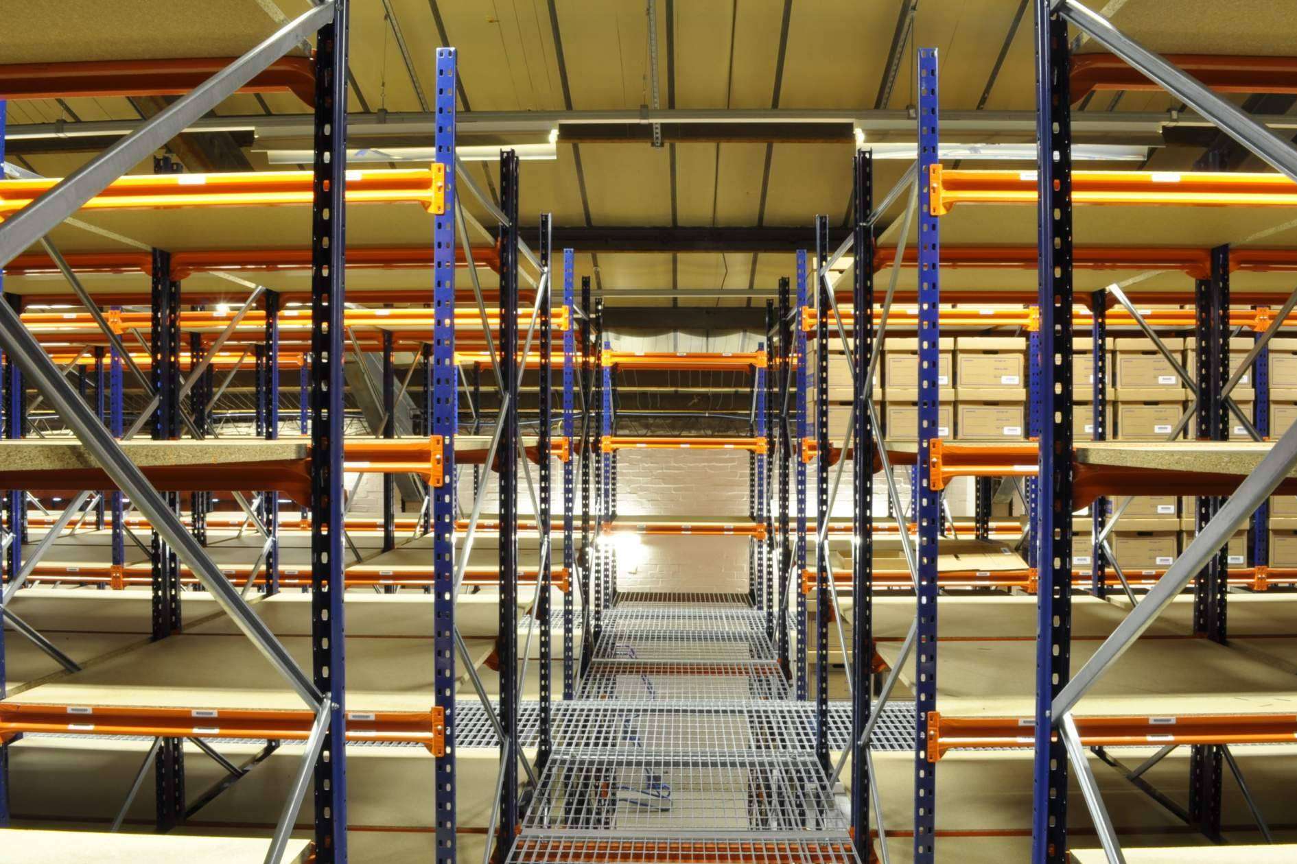 Estanterías picking para cargas pesadas, de la mano de la empresa especializada Logisprix