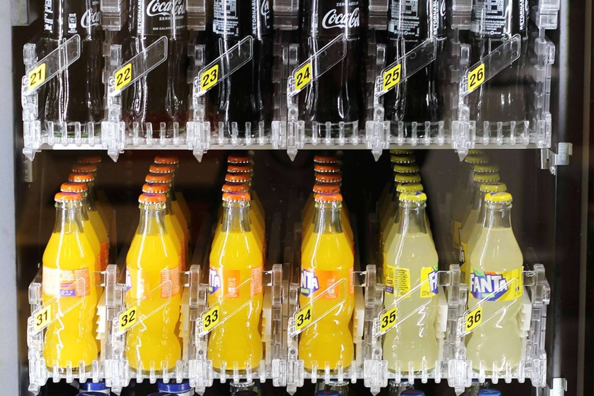 C&B Señor cuenta con máquinas vending que usan envases reutilizables y son respetuosas con el medioambiente