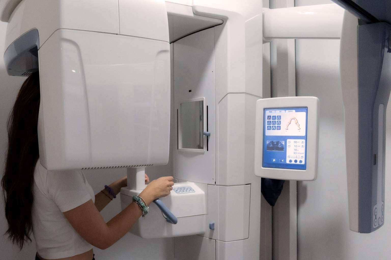 Tratamientos de estética dental con los especialistas de Denty Dent