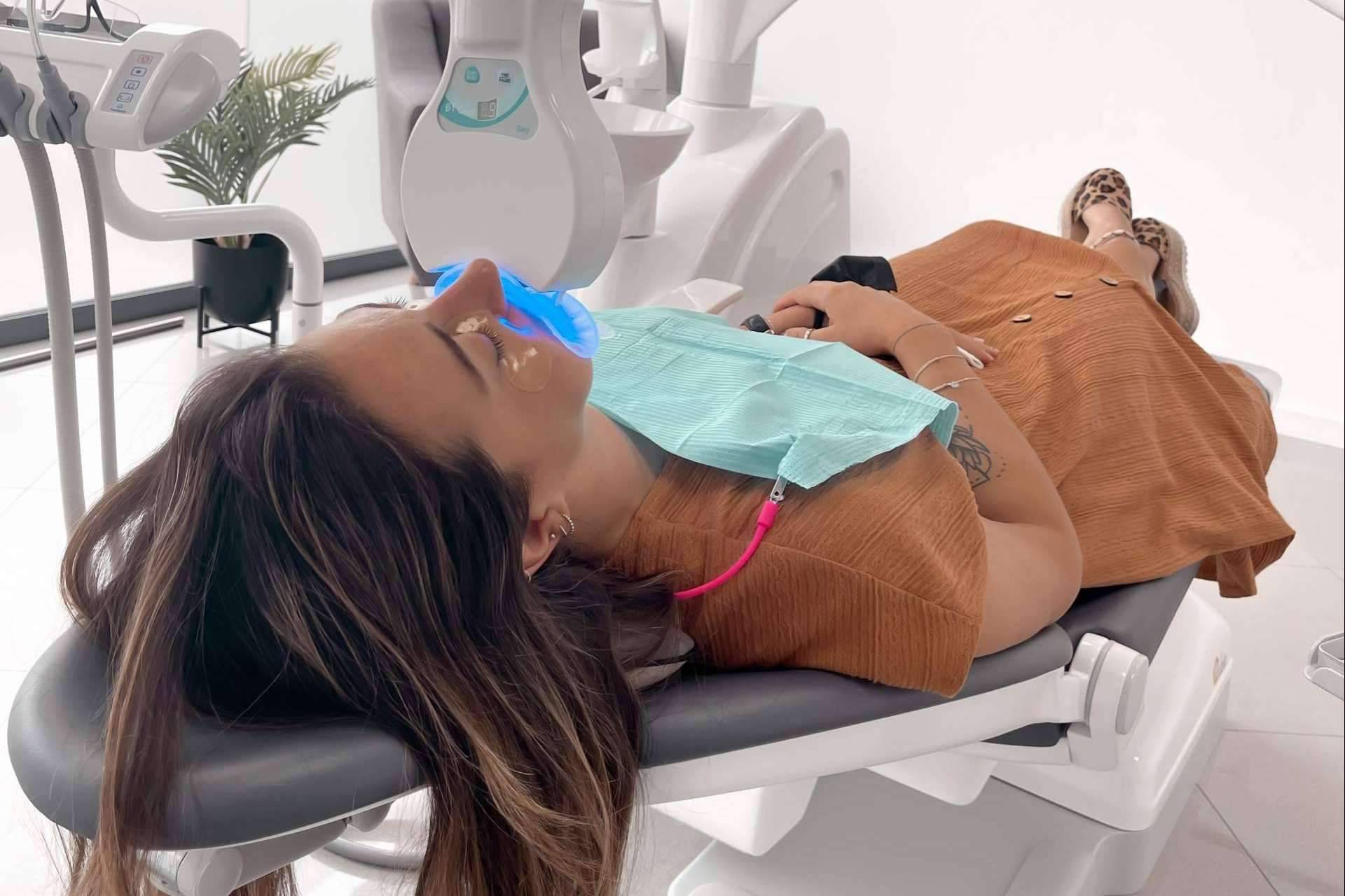 Clínica MG Dental explica todo sobre el blanqueamiento dental
