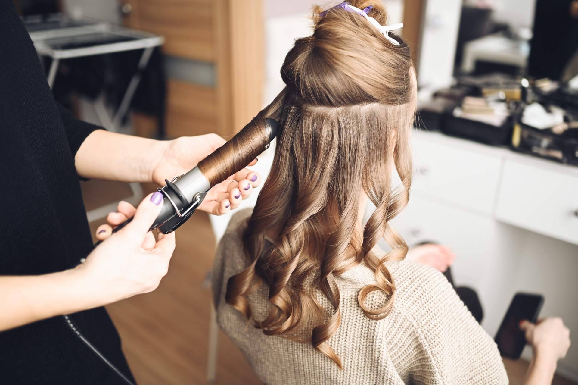¿Cómo encontrar una peluquería en Madrid con tienda online? Wapa's Peluqueros