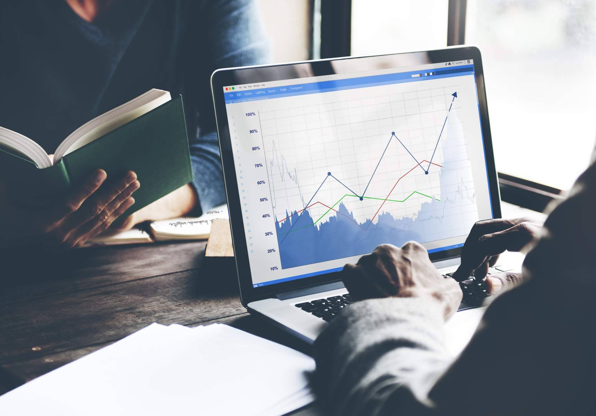 Optimizar el proceso de ventas; transformar datos y calidad en éxito con XY Marketing