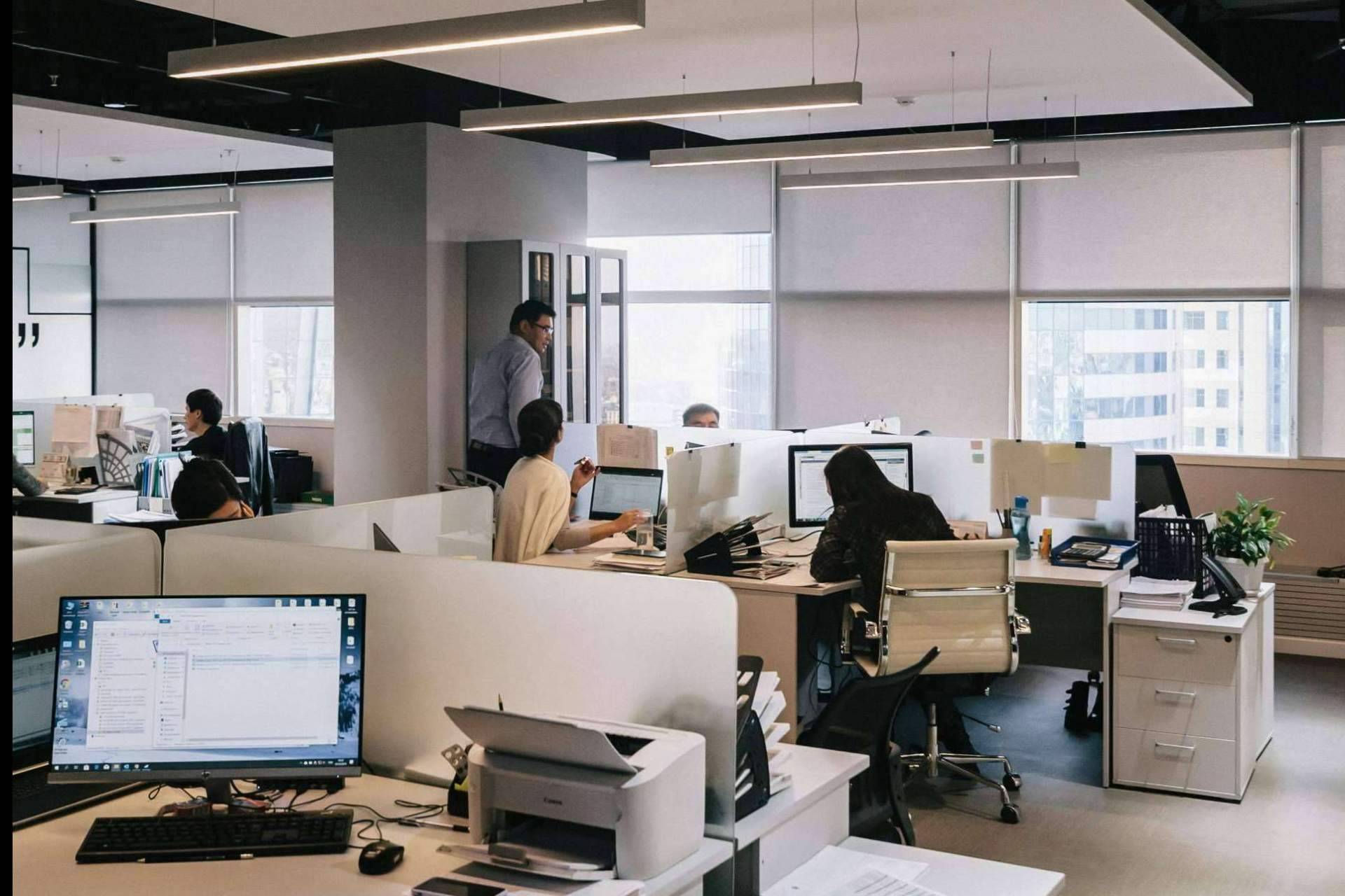 Gestionar el cobro de morosos con el equipo profesional de Grupo Intercobros