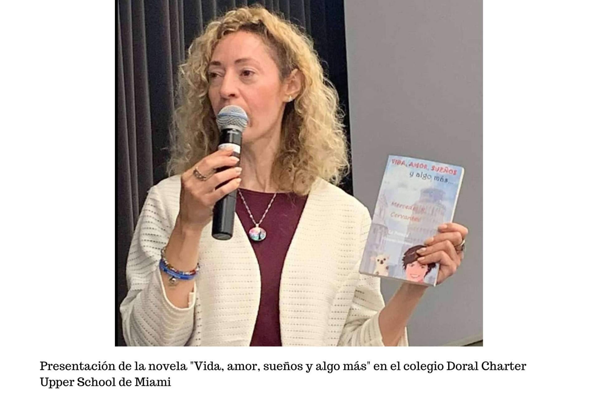 Mercedes R. Cervantes cuenta con una amplia trayectoria en el mundo del copywriting y la escritura