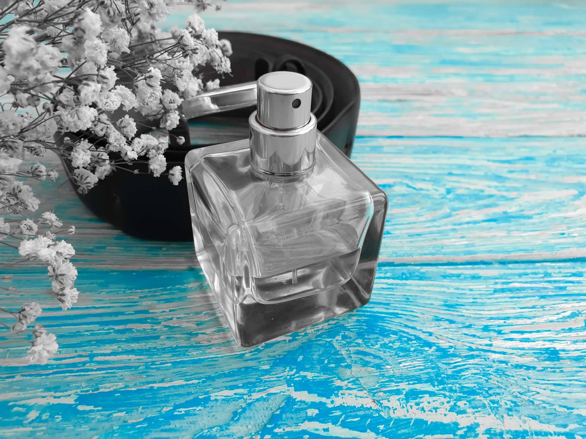 Perfumes para hombre, un regalo acertado para el Día del Padre, con Perfumerías Illagar