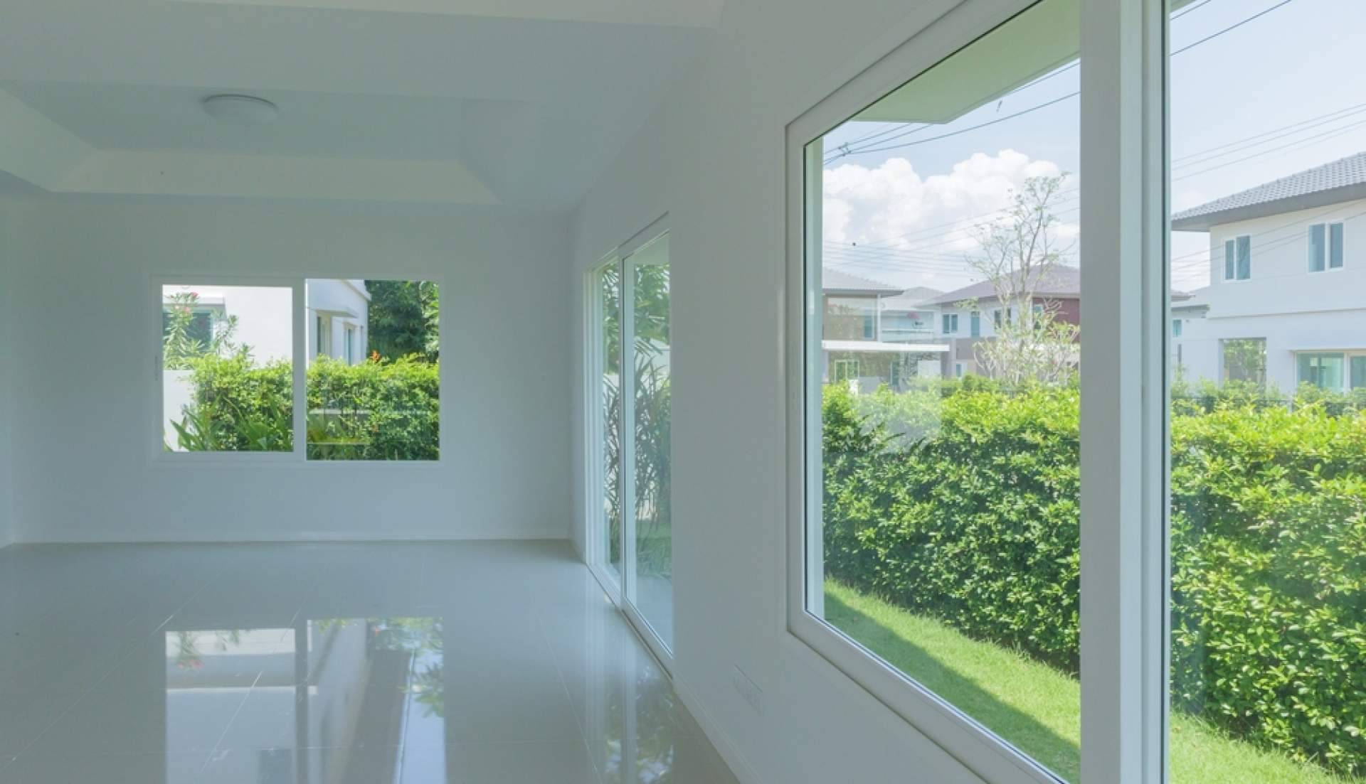 Opciones de ventanas Kömmerling en Madrid con Alulosa
