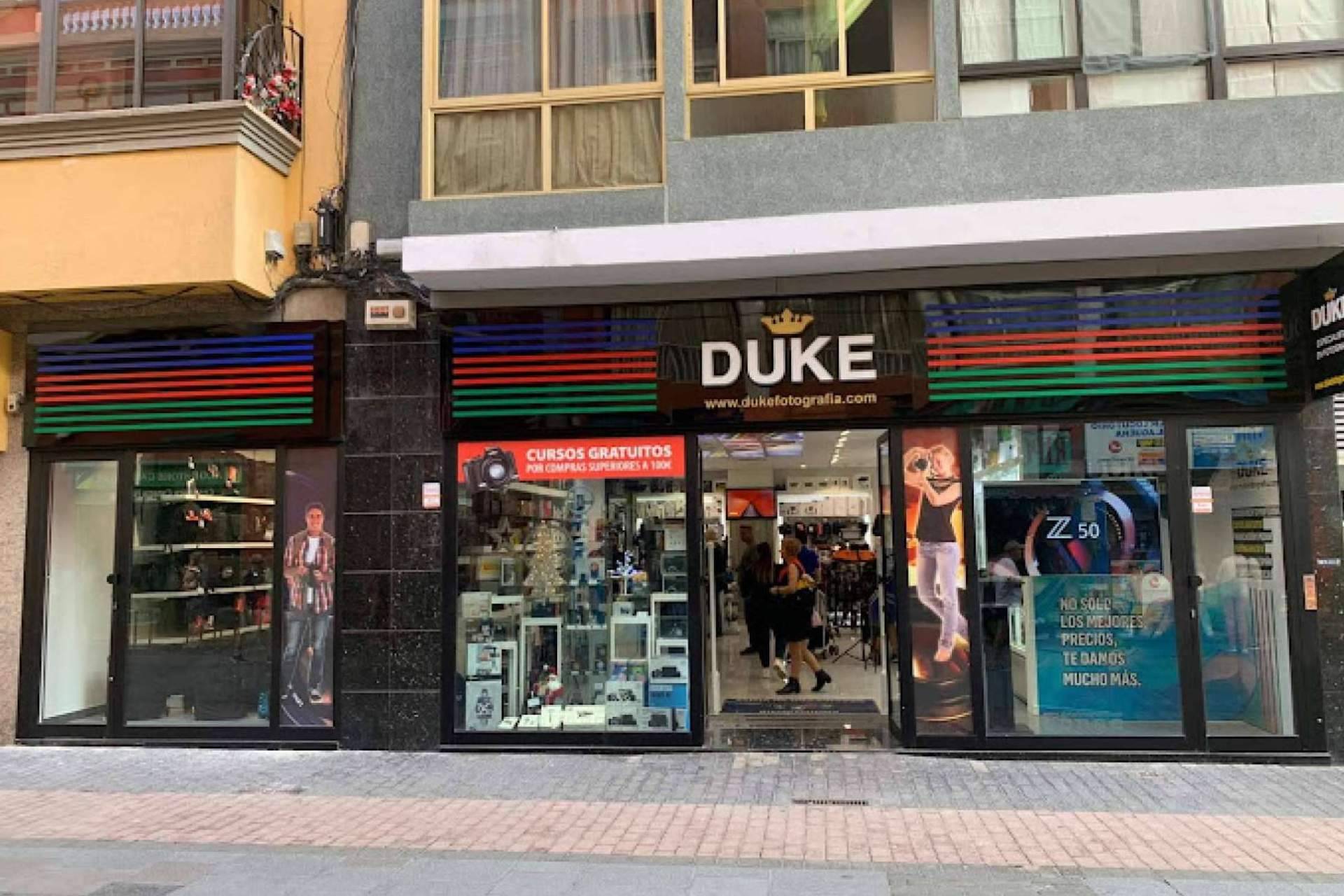 Duke Fotografía ofrece una gran variedad de flashes de estudio