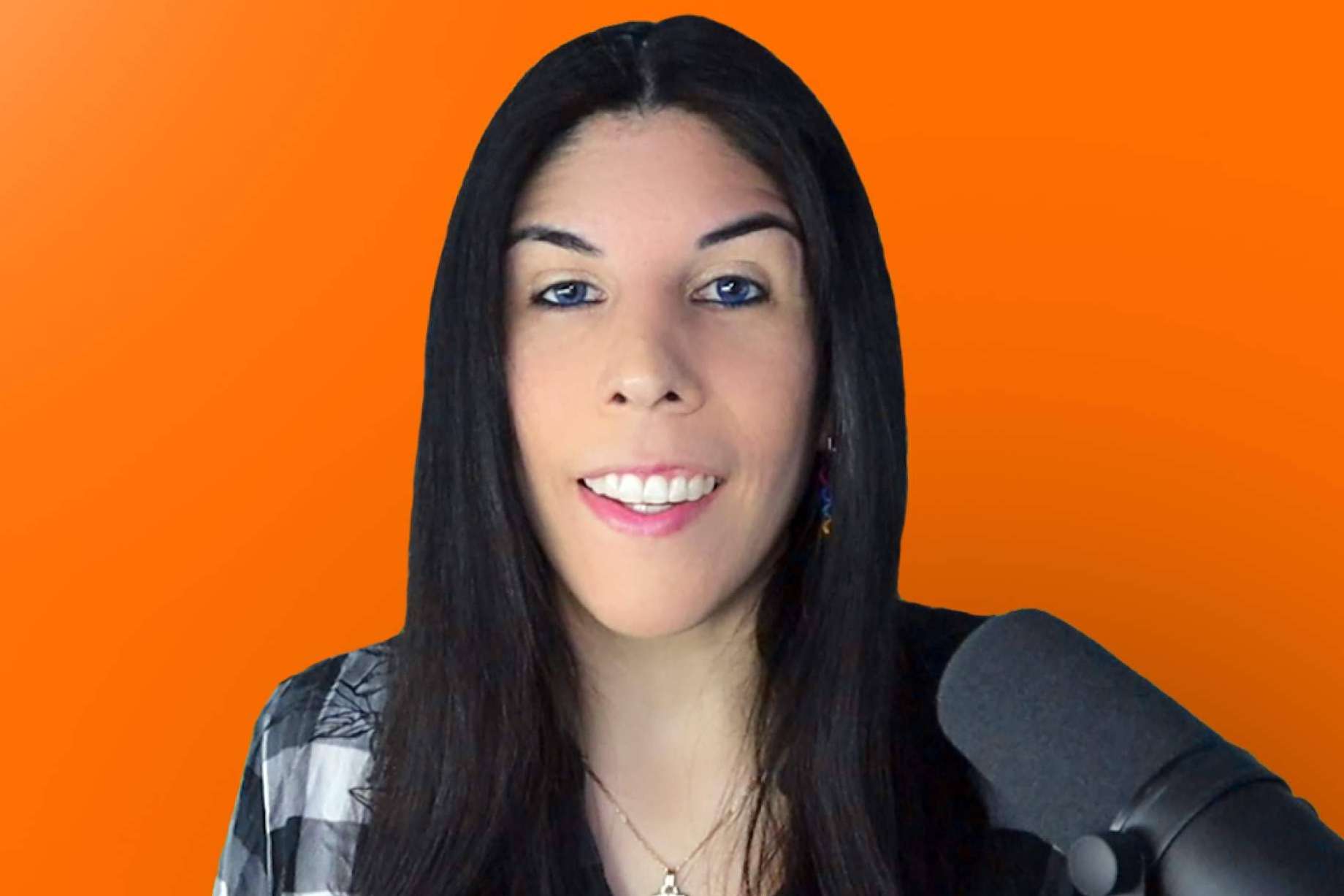 La especialista que ayuda a crear contenido educativo en línea, Roxana Falasco