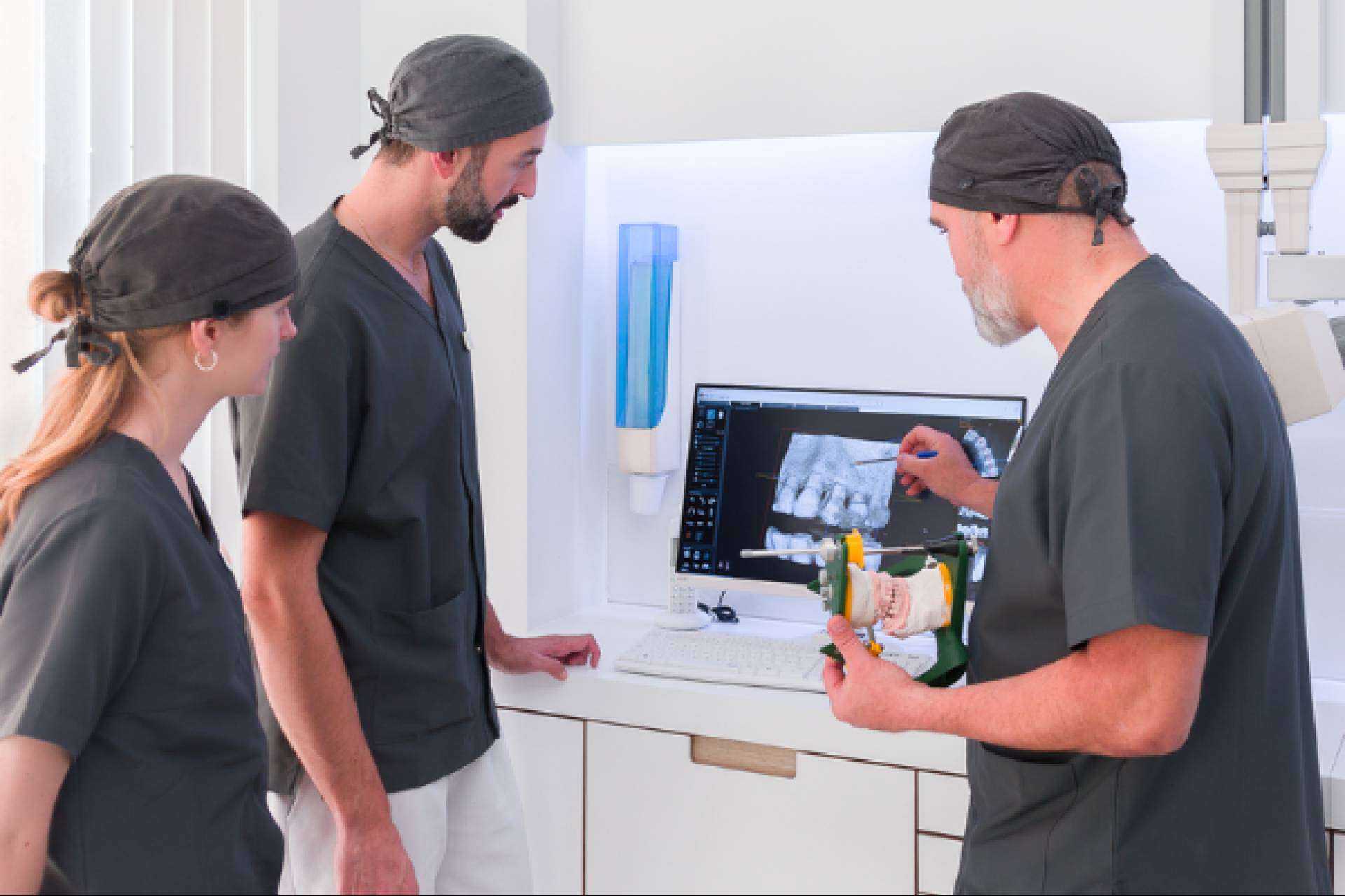 Clínica Erwindental, la clínica especializada en implantología dental