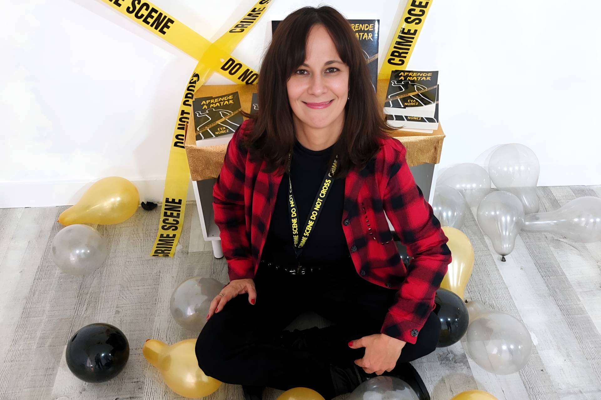 La escritora Eva Núñez explica 3 conceptos útiles para escribir una novela negra