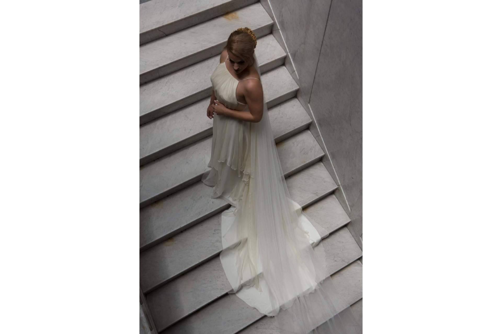 Encontrar el vestido para boda perfecto de la novia es posible con Nuviart