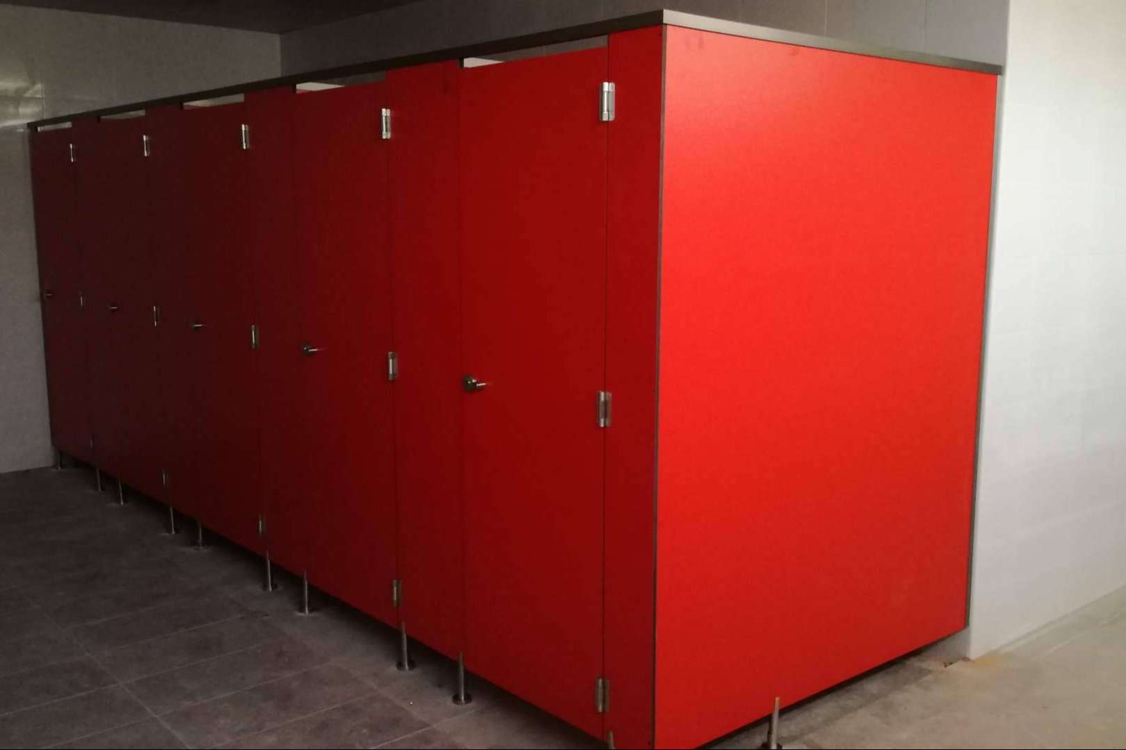 Proyectos de éxito de cabinas sanitarias ignífugas de la mano de Protecnics Global