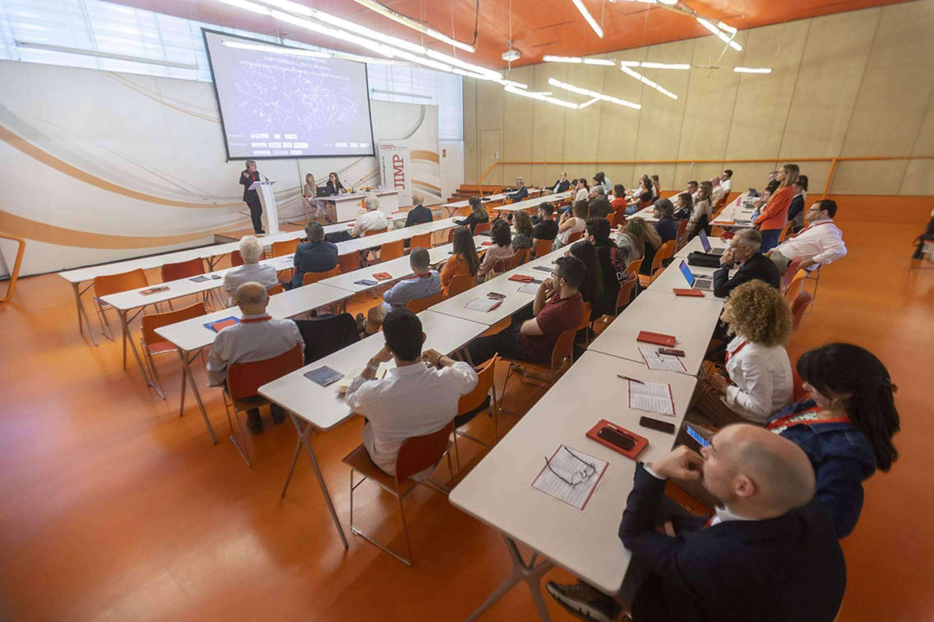 El éxito comercial de las empresas y el papel fundamental de las reuniones corporativas