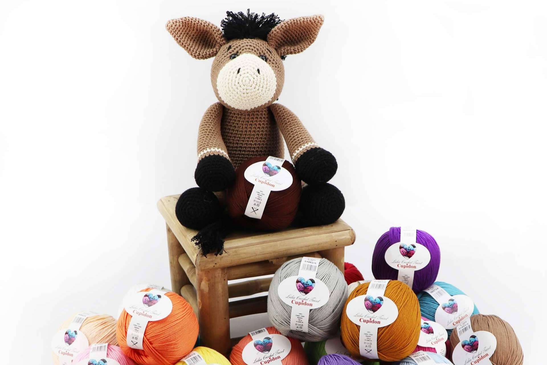 Lidia Crochet Tricot ofrece una serie de patrones de amigurumi
