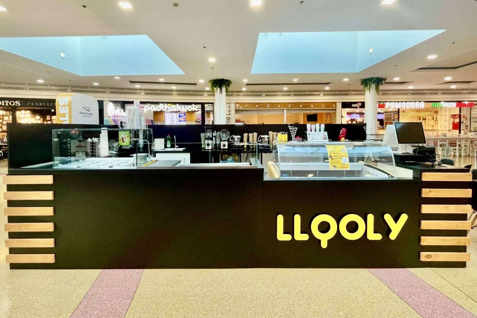 El éxito imparable de Llooly; 3 nuevas aperturas en Santa Pola, Sevilla y Algeciras en el mes de marzo