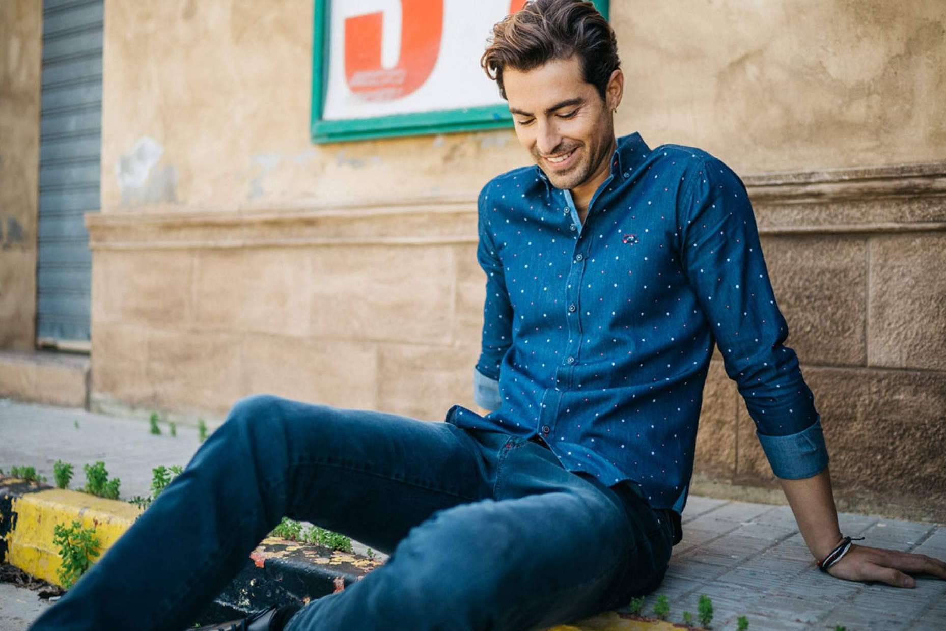 Pantalones cómodos y en tendencia para hombre en el catálogo de The Surfcar