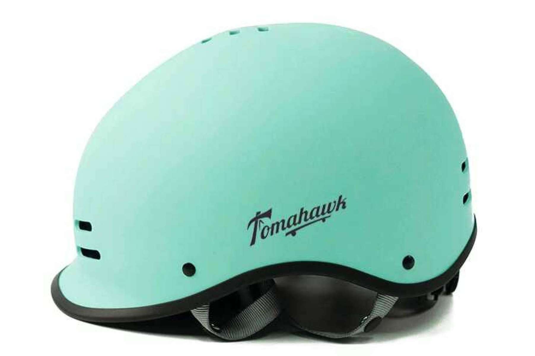 Tomahawk Skateboards presenta un diseño práctico para hacer skateboard, el casco K2