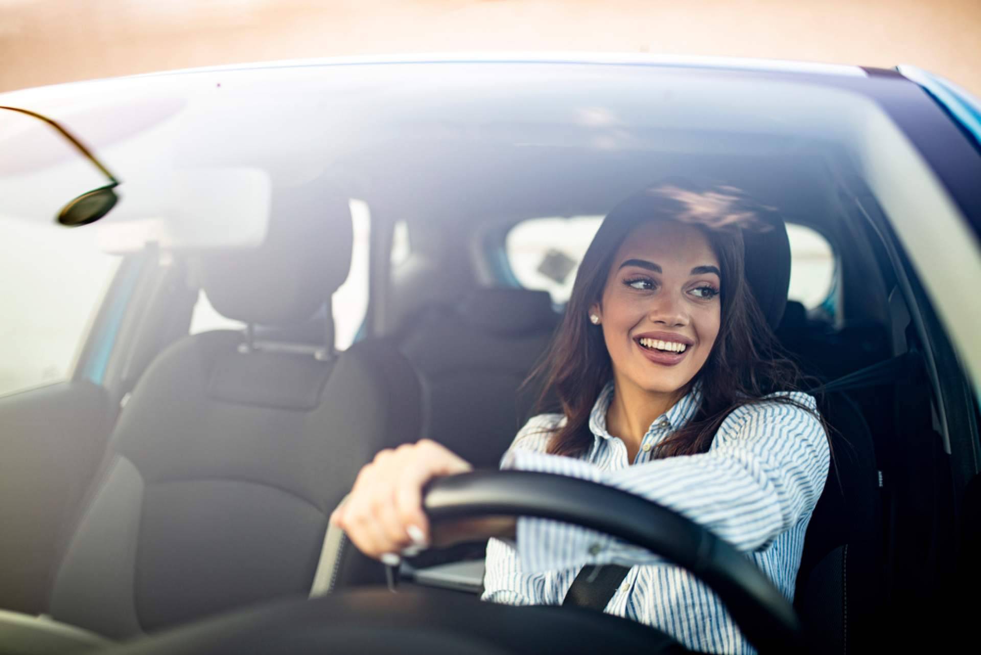 ¿Qué modelos de coches italianos se pueden conseguir a través del servicio de renting Abarth de Vamos?