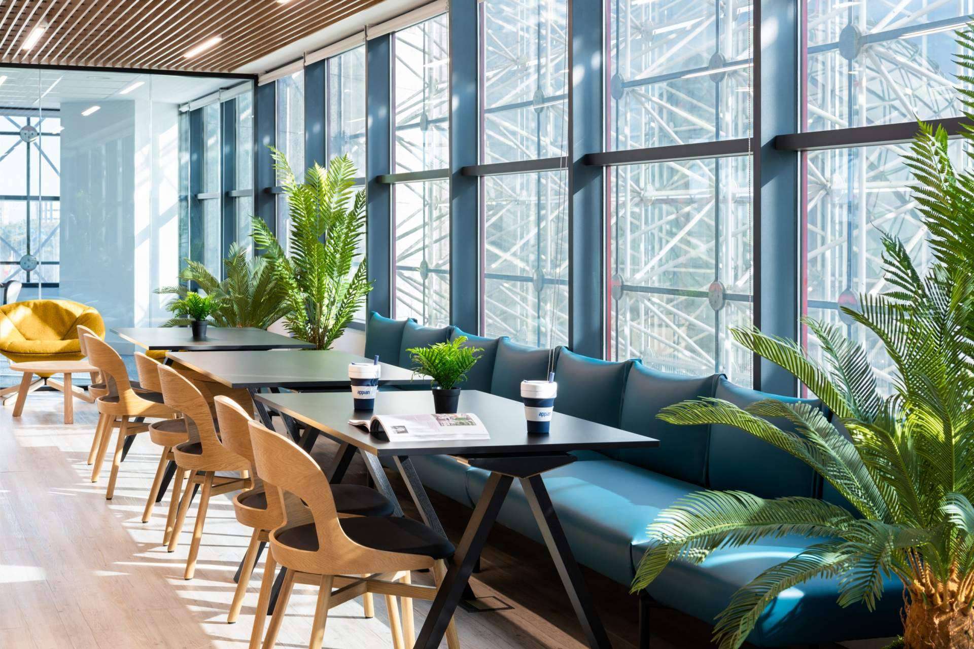 Entornos laborales reinventados; inspiración para oficinas modernas, por Simón Chávarri