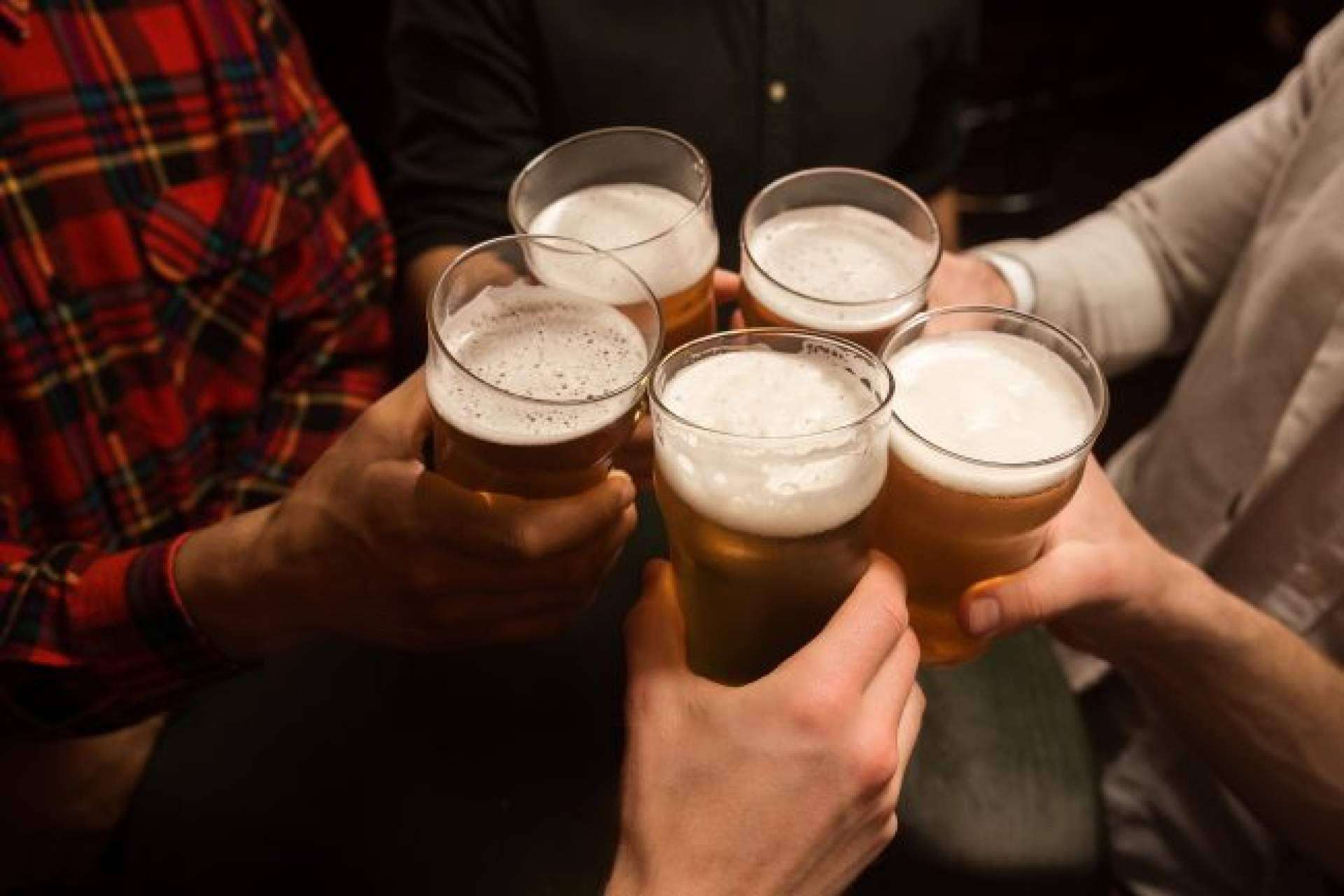 Gymkana de cañas, la divertida alternativa de despedidas de soltera que ofrece Despedidas Mola Mola