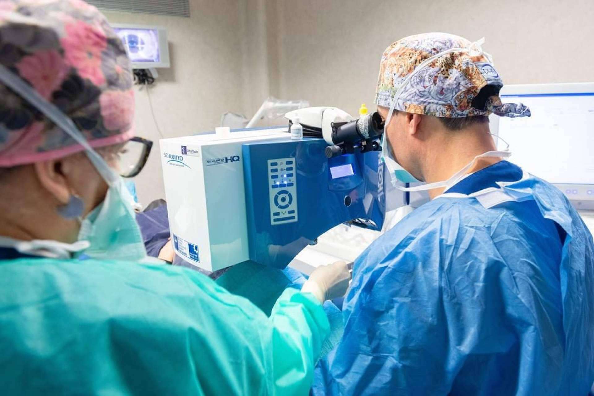 La cirugía refractiva es una solución para casos de miopía, hipermetropía y astigmatismo, por IOTT