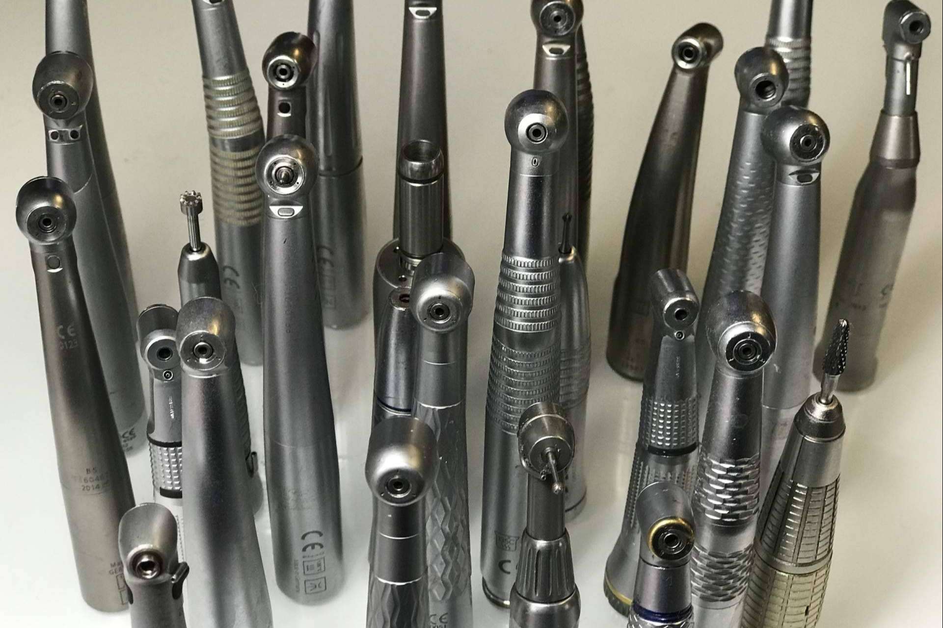 Los instrumentos dentales de calidad para tratamientos odontológicos de Precisión Médica Dental