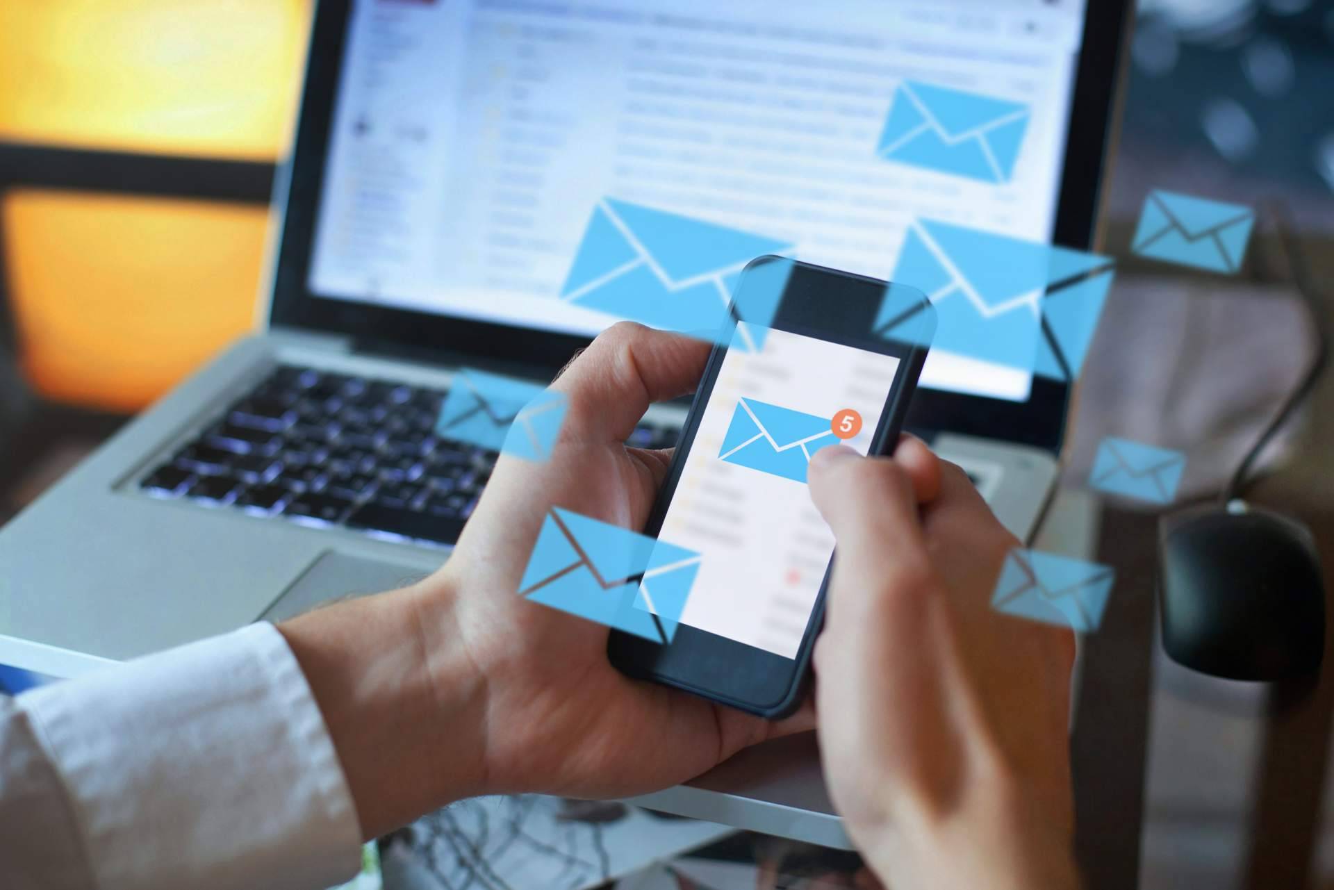 Mantener una comunicación efectiva con el público a través del e-mail marketing