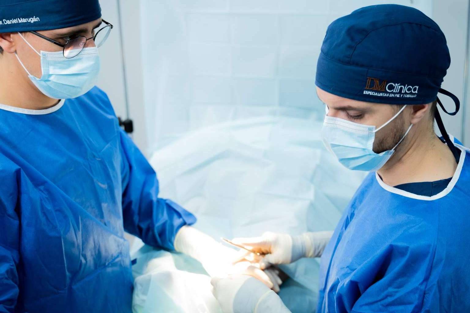 Diferentes tratamientos contra el papiloma plantar de la mano de DM Clínica