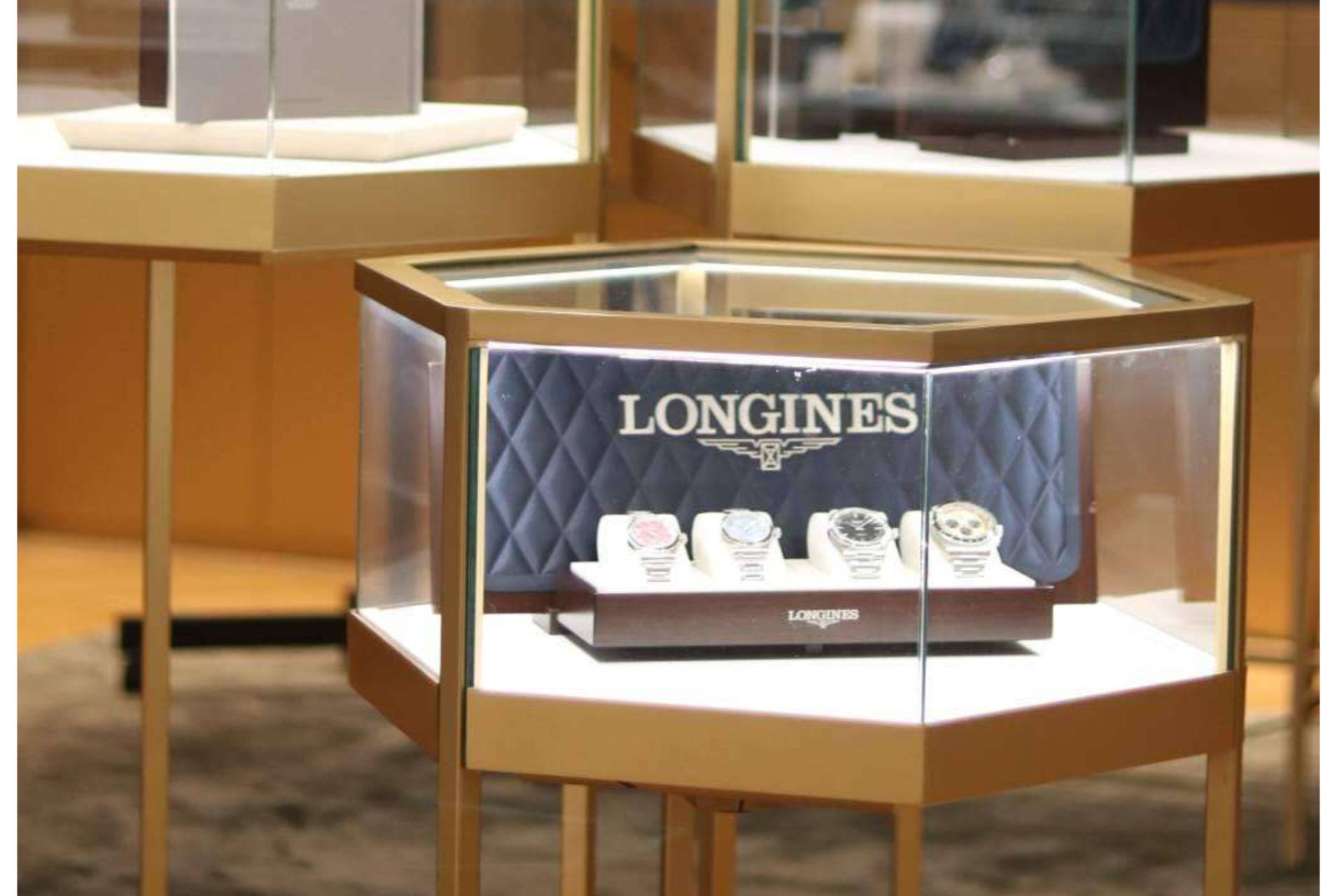 La marca de relojería suiza Longines hace el lanzamiento de sus últimos modelos en The Embassy