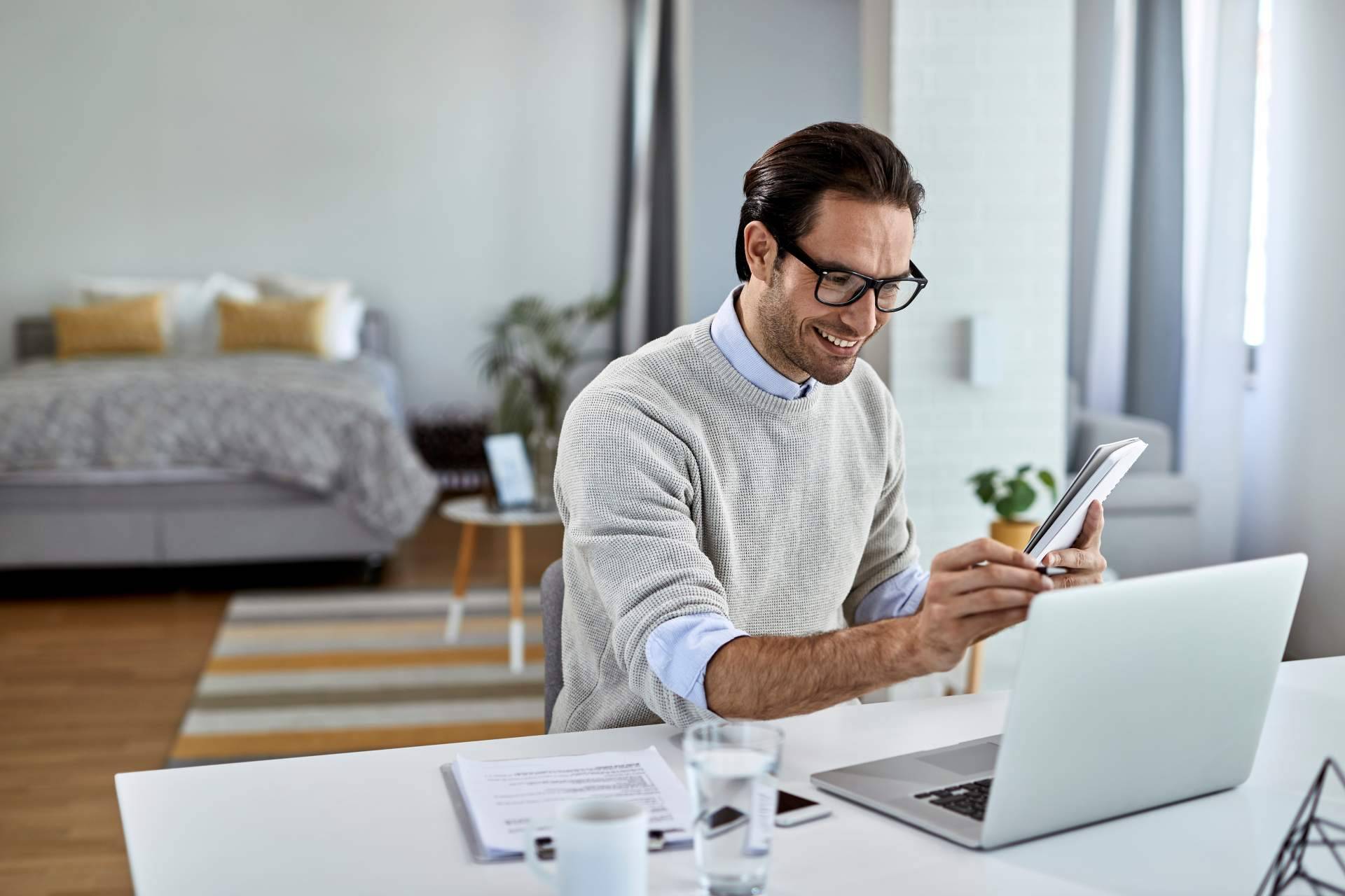 Grupo Devuelving transforma el emprendimiento digital con franquicias low-cost