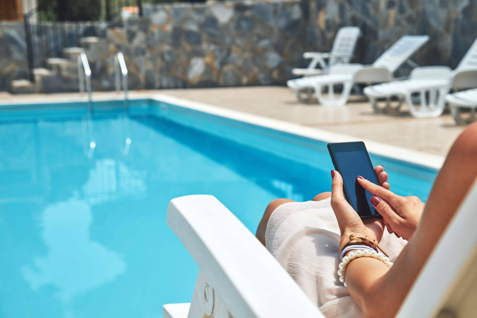 Conectividad mejorada en hoteles gracias a innovadores amplificadores de señal